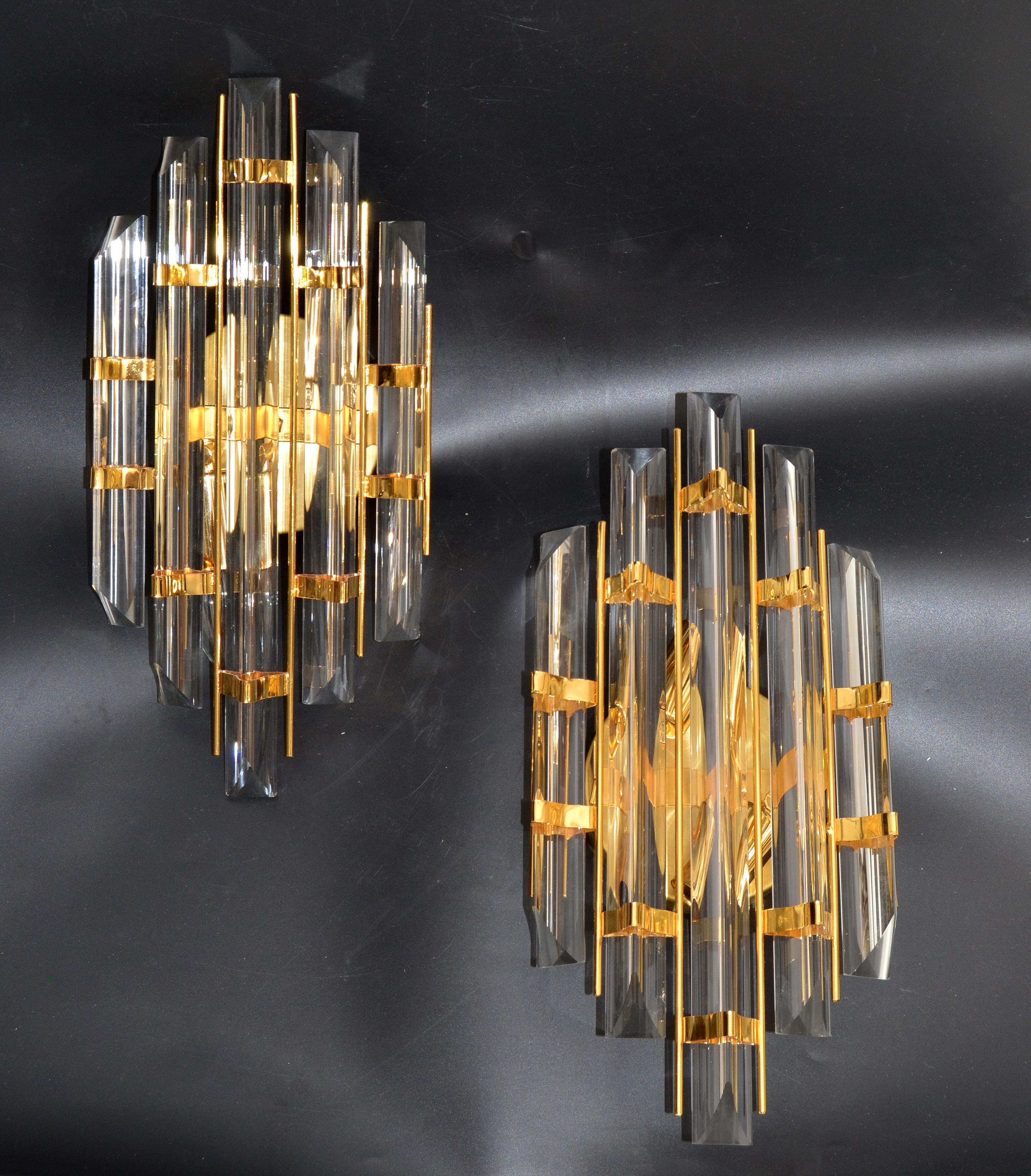 Venini Style Crystal & Brass Sconces Mid-Century Modern, Italy, 1970, Pair For Sale 4