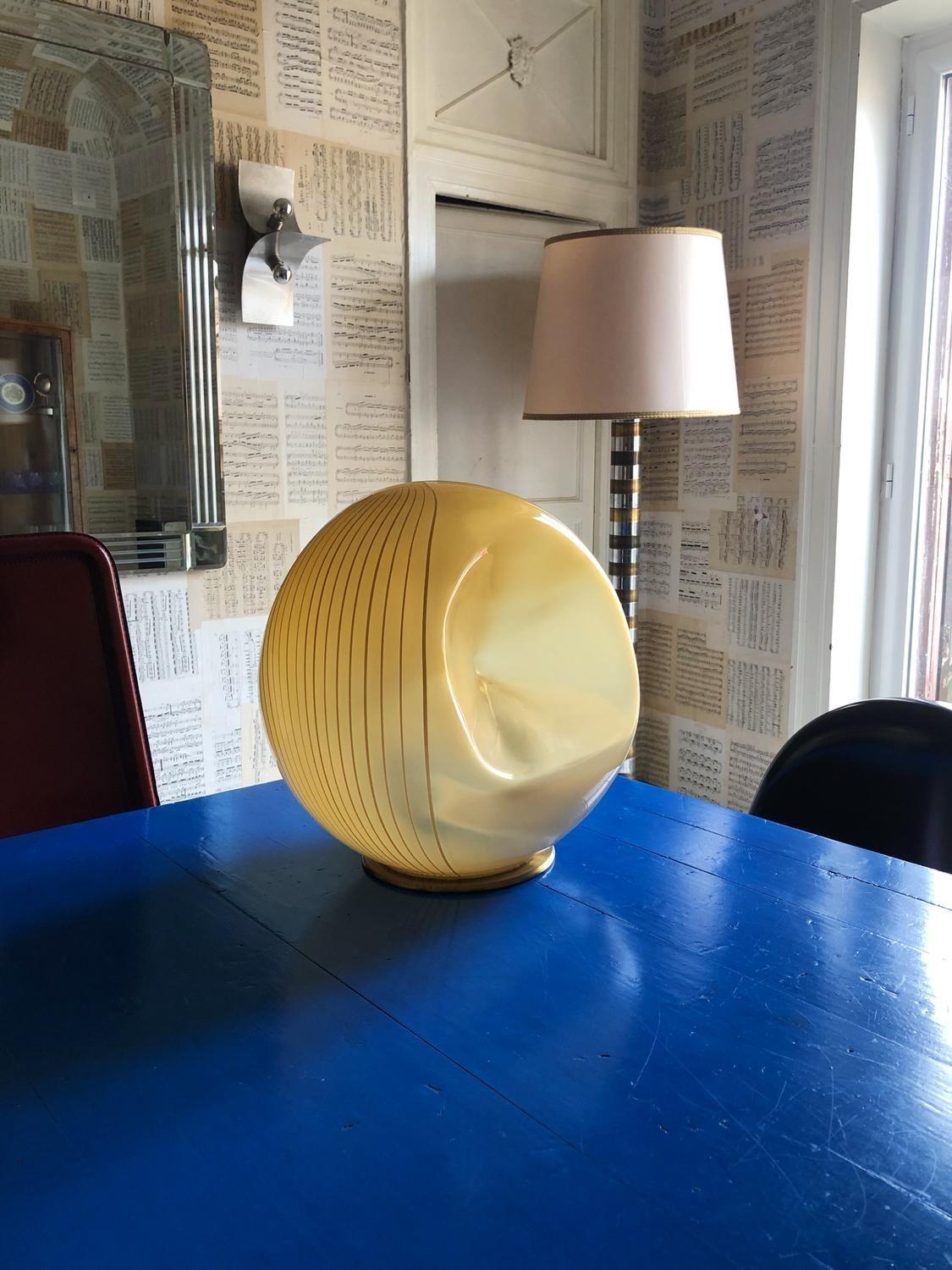 Mid-Century Modern Venini table lamp designed by Carlo Scarpa in Murano glass, 1940S For Sale
