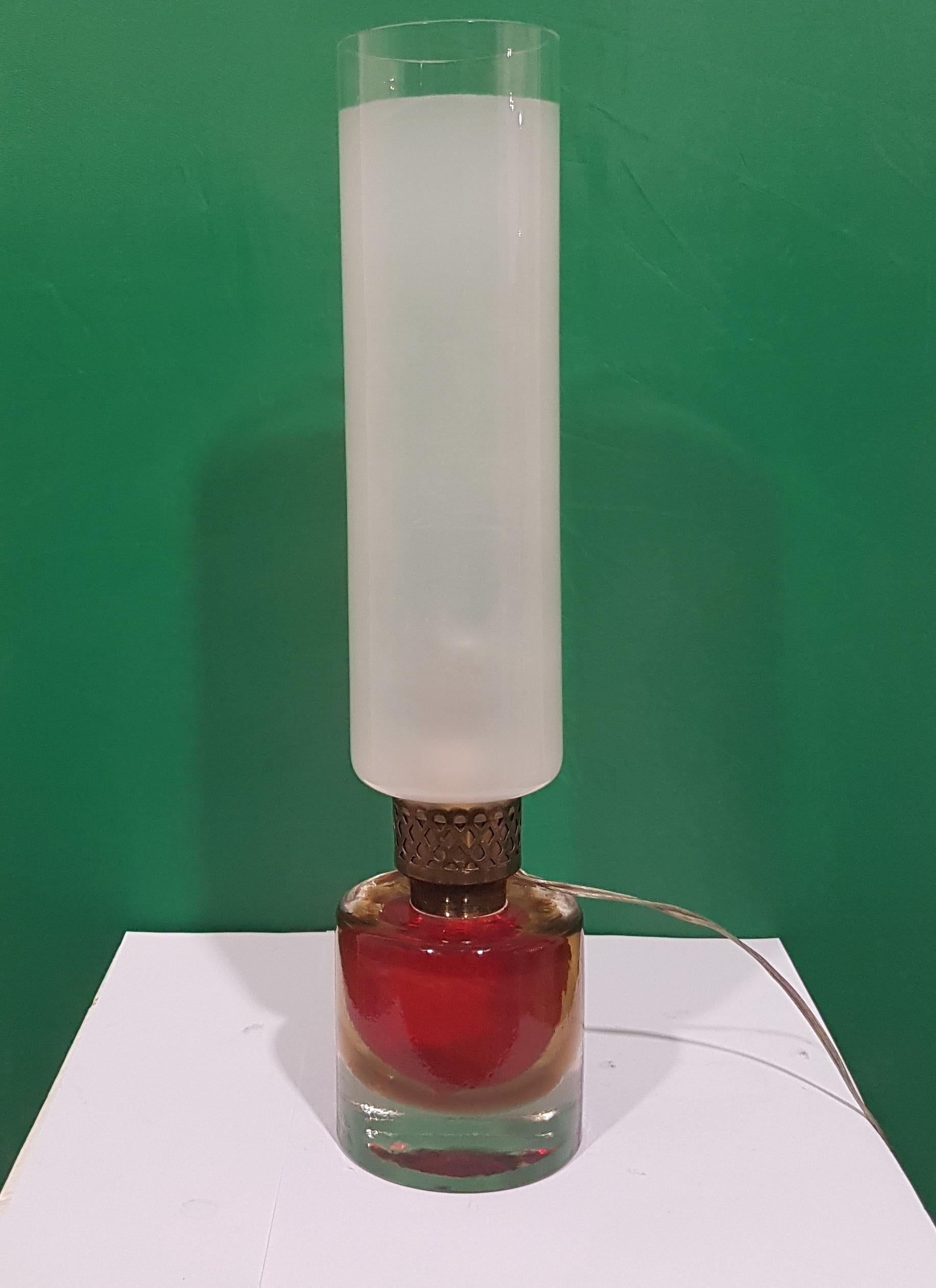 Murano Sommerso glass.
Red table lamp produced by Venini, Murano.
Venini Murano Italia acid stamped signature.