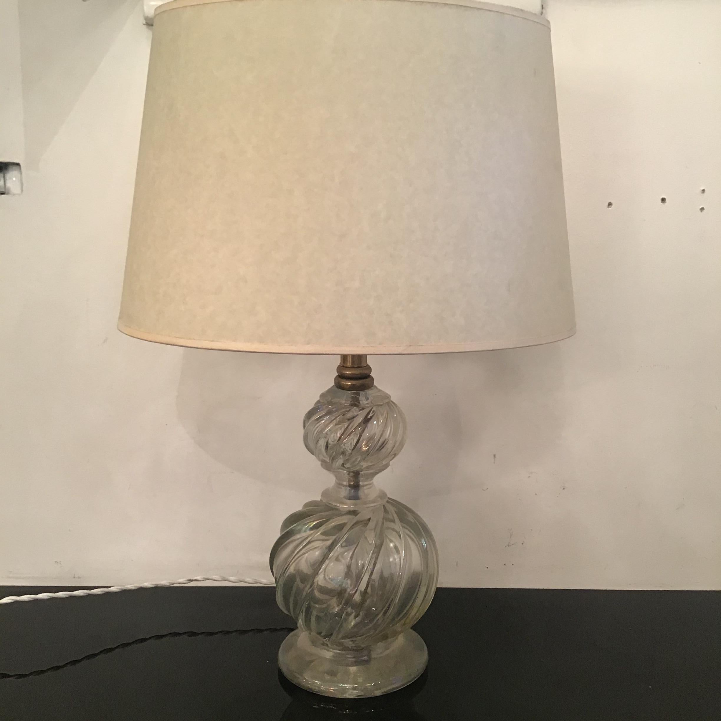 Lampada da tavolo Venini Misure solo della struttura vetro senza paralume. Height 38cm. Grande 18 cm.