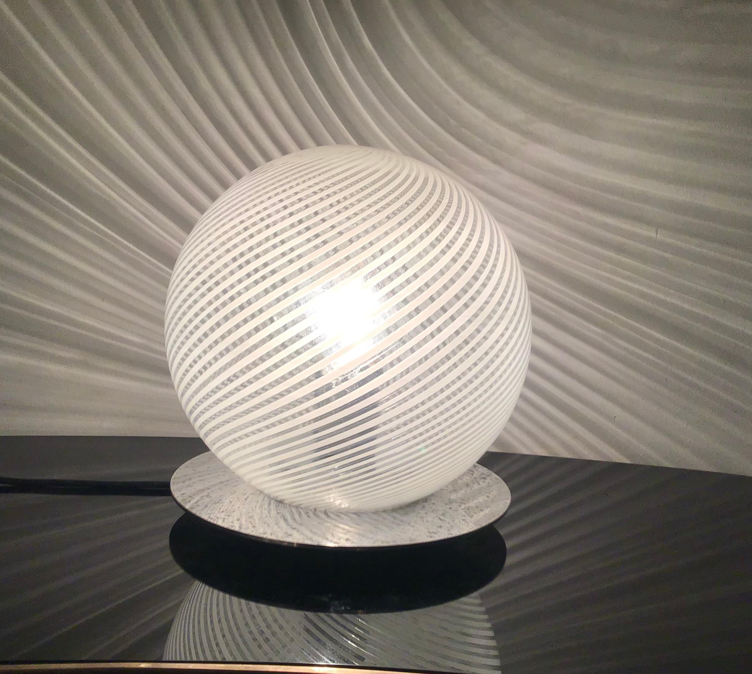 Lampe de bureau Venini en verre de Murano métallique, 1960, Italie en vente 2