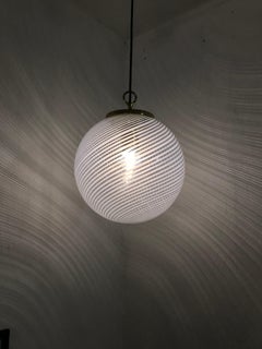 Venini Style, 'Tessuto' Chandelier or Lantern in Murano Glass, circa 1970s