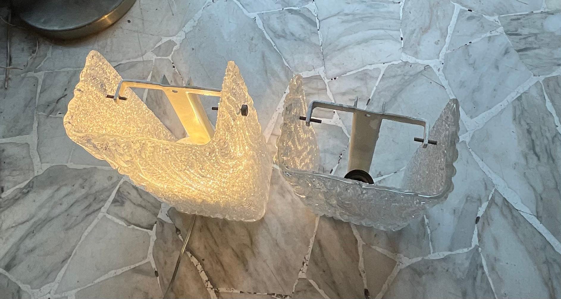 VENINI - TONI ZUCCHERI - Pair of wall sconces - MURANO - ITALY - 1960s For Sale 1