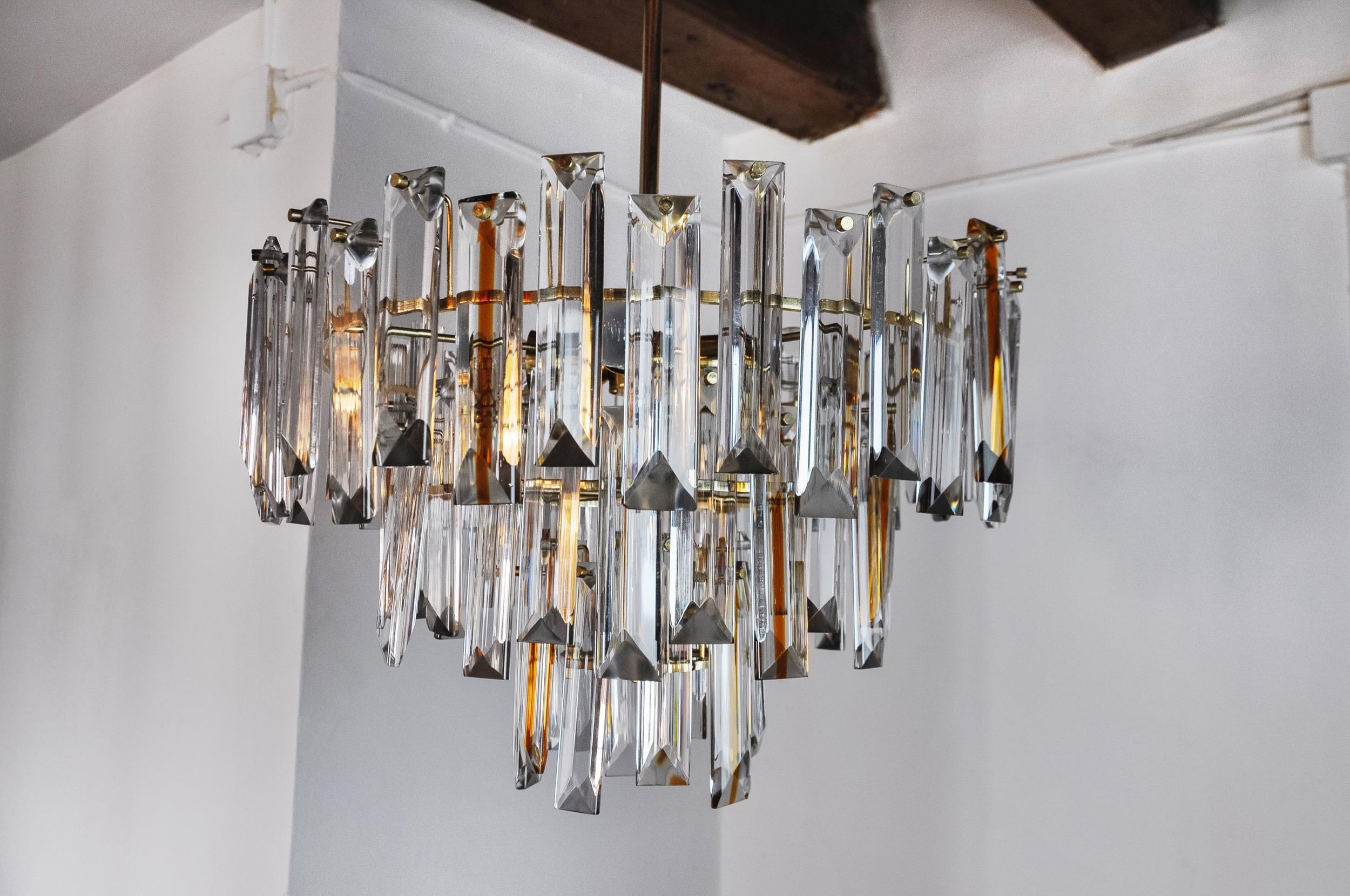 Hollywood Regency Venini Two-Tone Chandelier, 3 Levels, Murano Glass, Italy, 1970 For Sale
