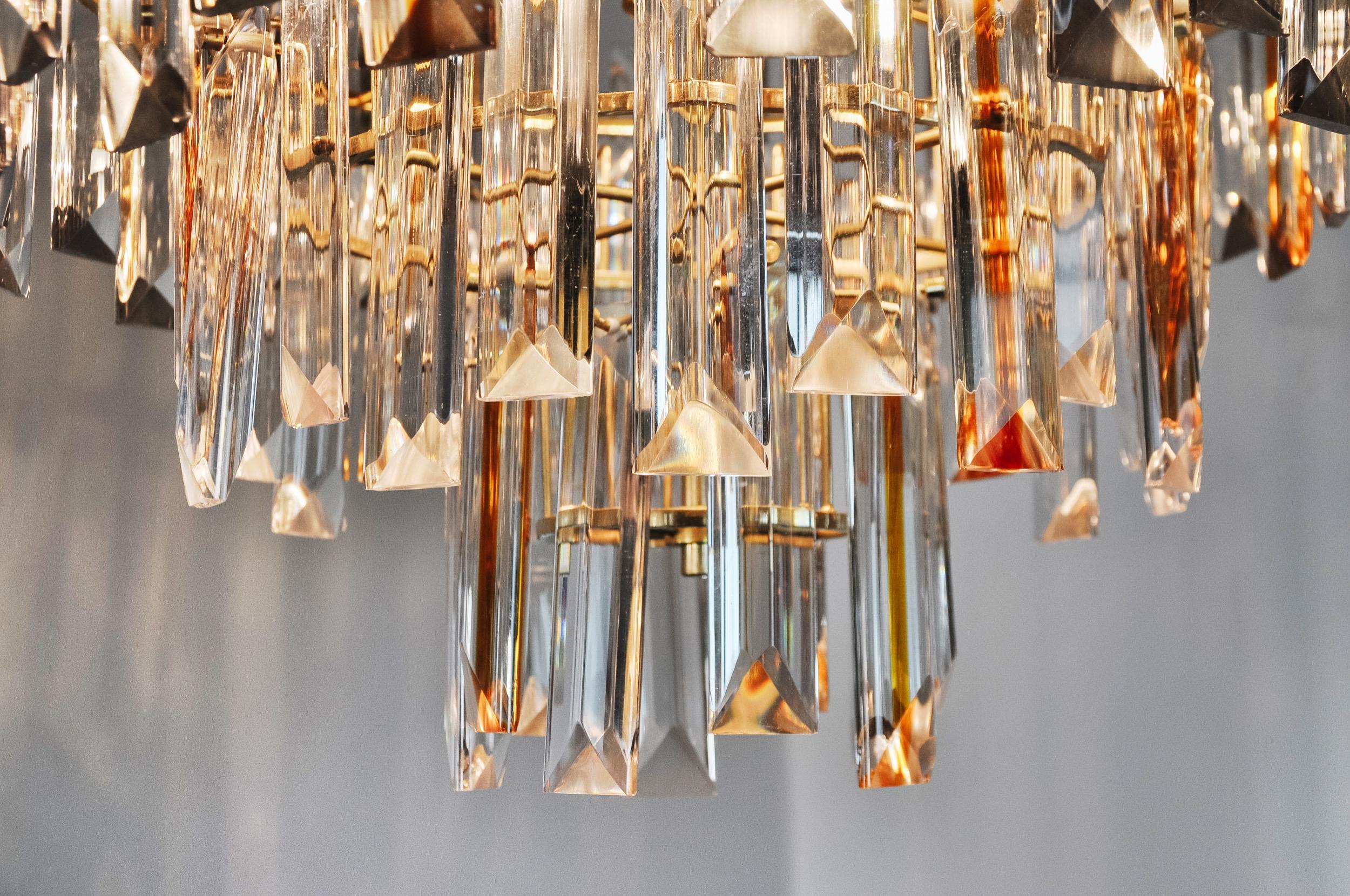 Venini Two-Tone Chandelier, 3 Levels, Murano Glass, Italy, 1970 For Sale 2