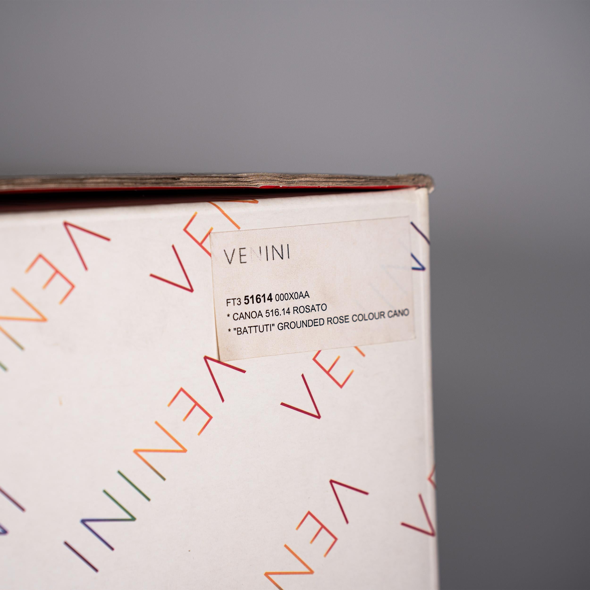 VENINI vaso Battuti Canoa rosa tenue in vetro di Murano Edizione numerata 32 Firmato 2005 in vendita 8