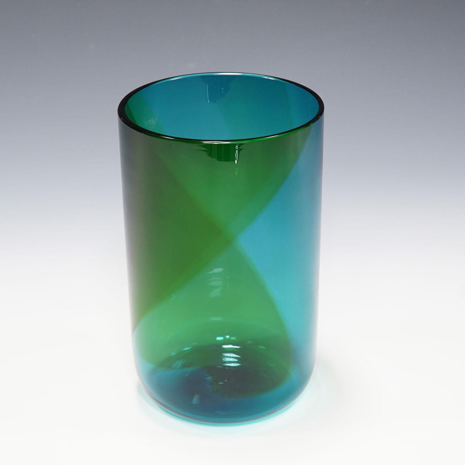 Mid-Century Modern Venini Vase 'Coreano', Designed by Tapio Wirkkala in 1966