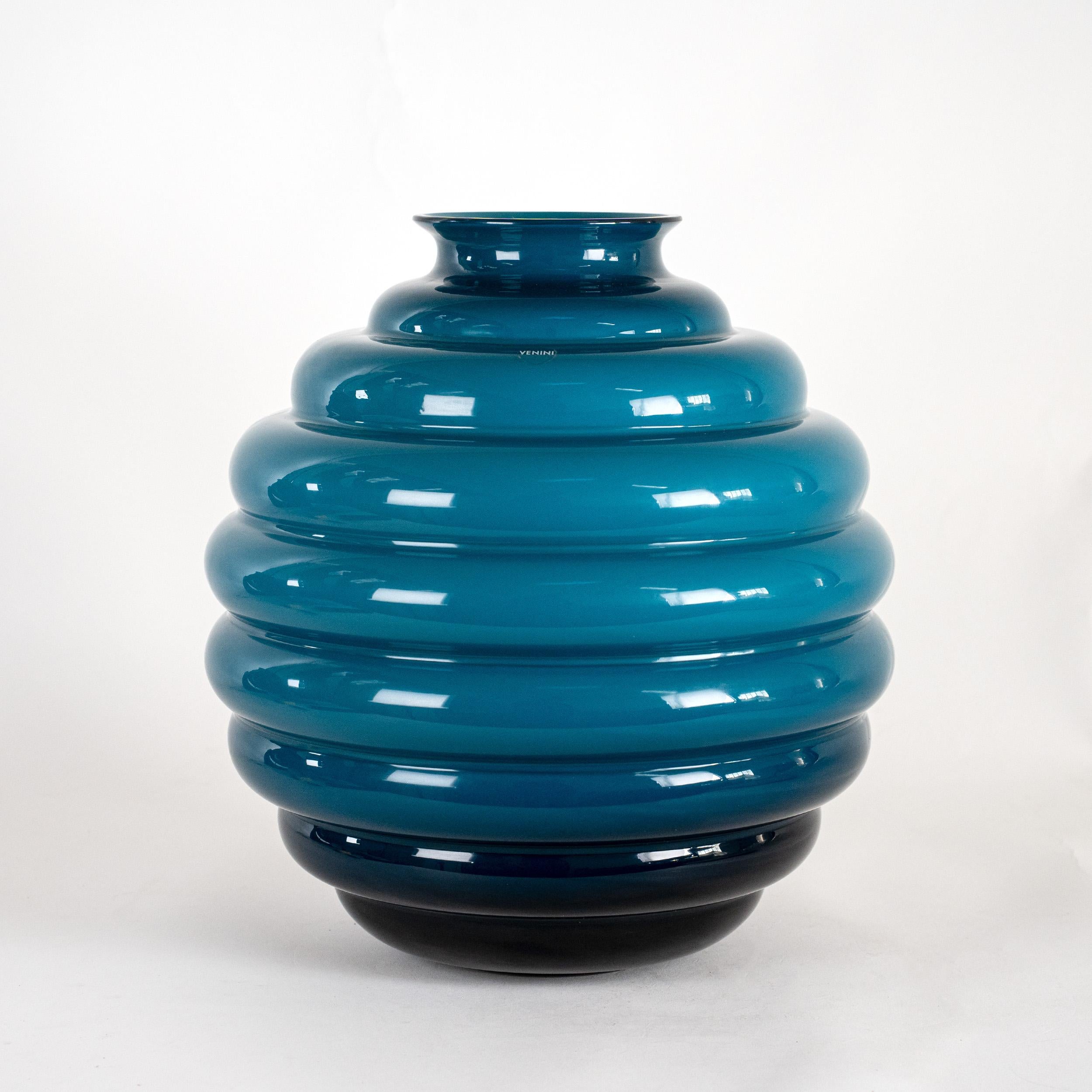 Italiano VENINI vase Deco by Martinuzzi Blue Horizon Murano Glass Signed 2014 in vendita