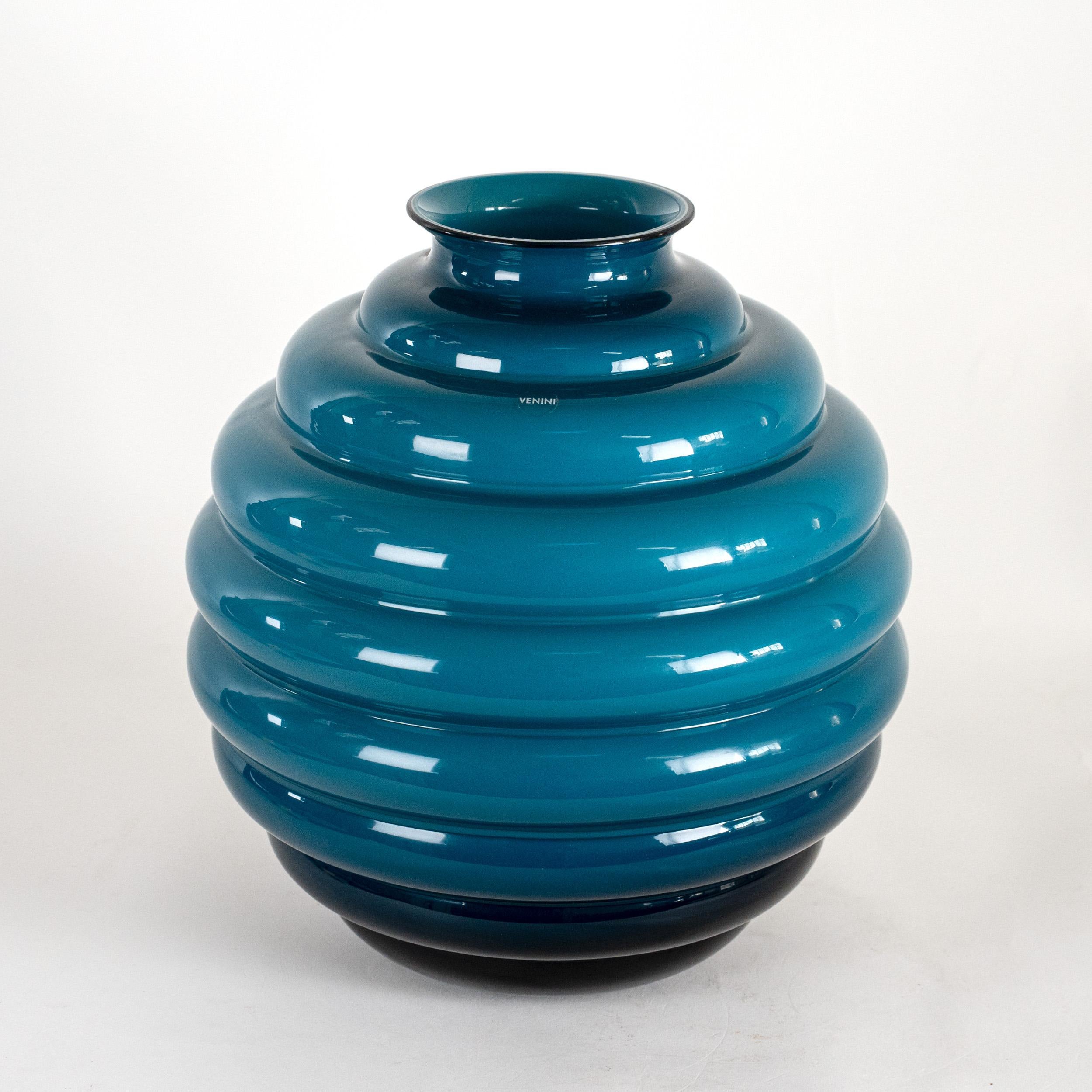 VENINI vase Deco by Martinuzzi Blue Horizon Murano Glass Signed 2014 In condizioni ottime in vendita a Venezia, IT