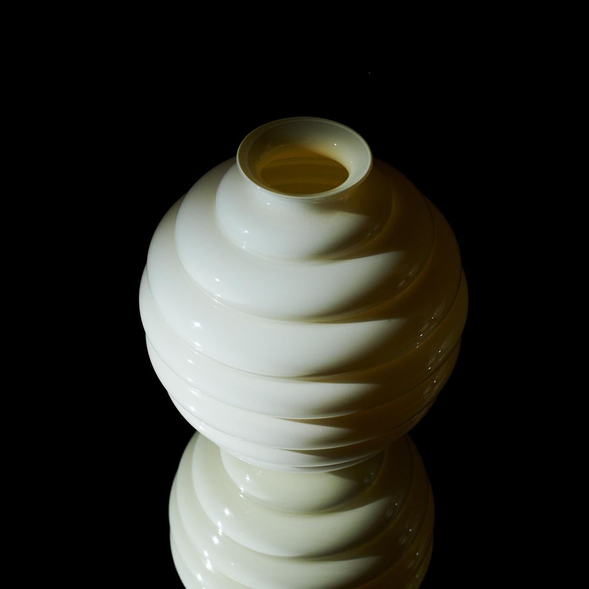 European Venini  Vase ‘Deco’ in Opaque White Glass by Napoleone Martinuzzi