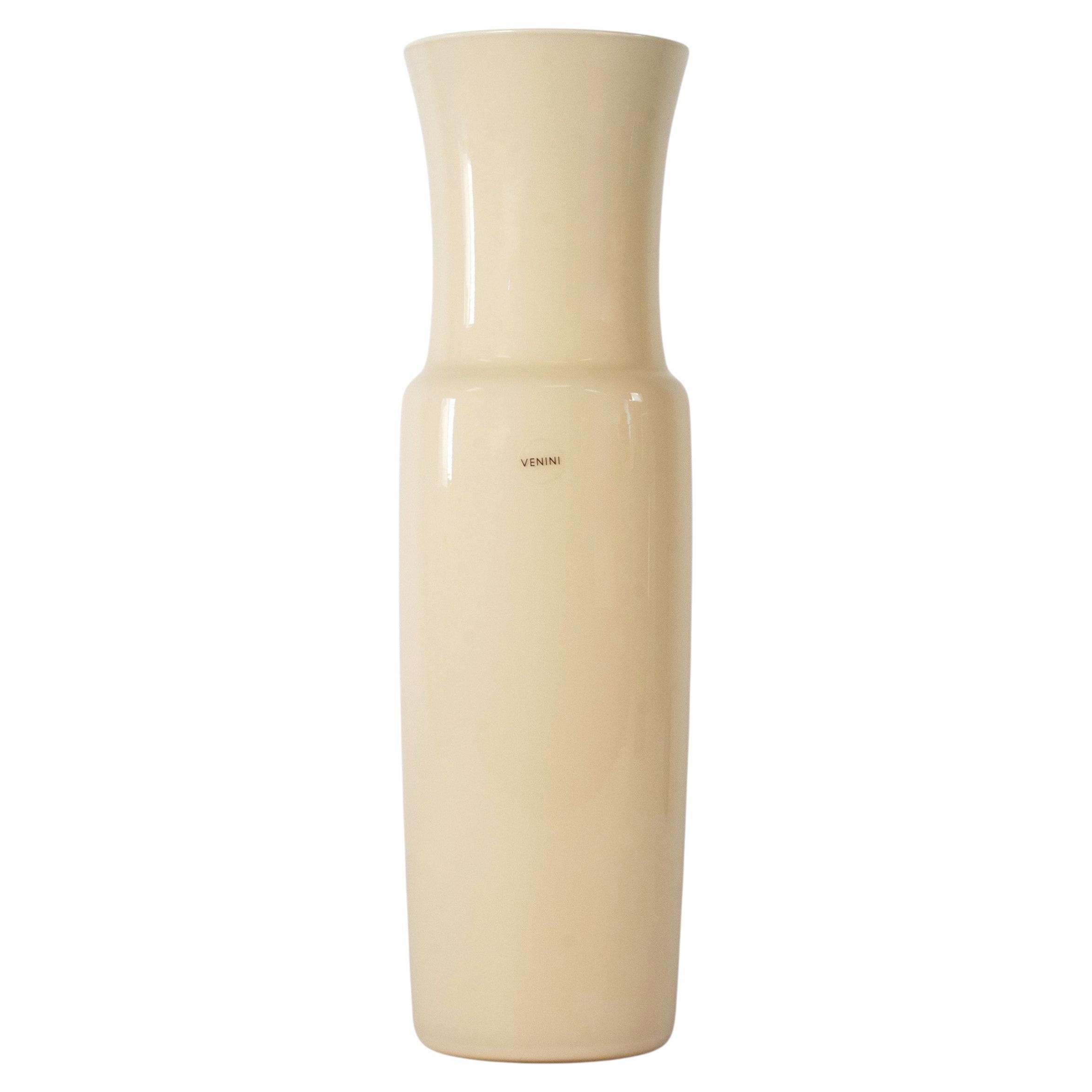 VENINI vase Dorici Ivory color Murano Glass, Signed 2005, handmade in Italy