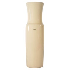 VENINI vase Dorici Ivory color Murano Glass, Signed 2005, handmade in Italy