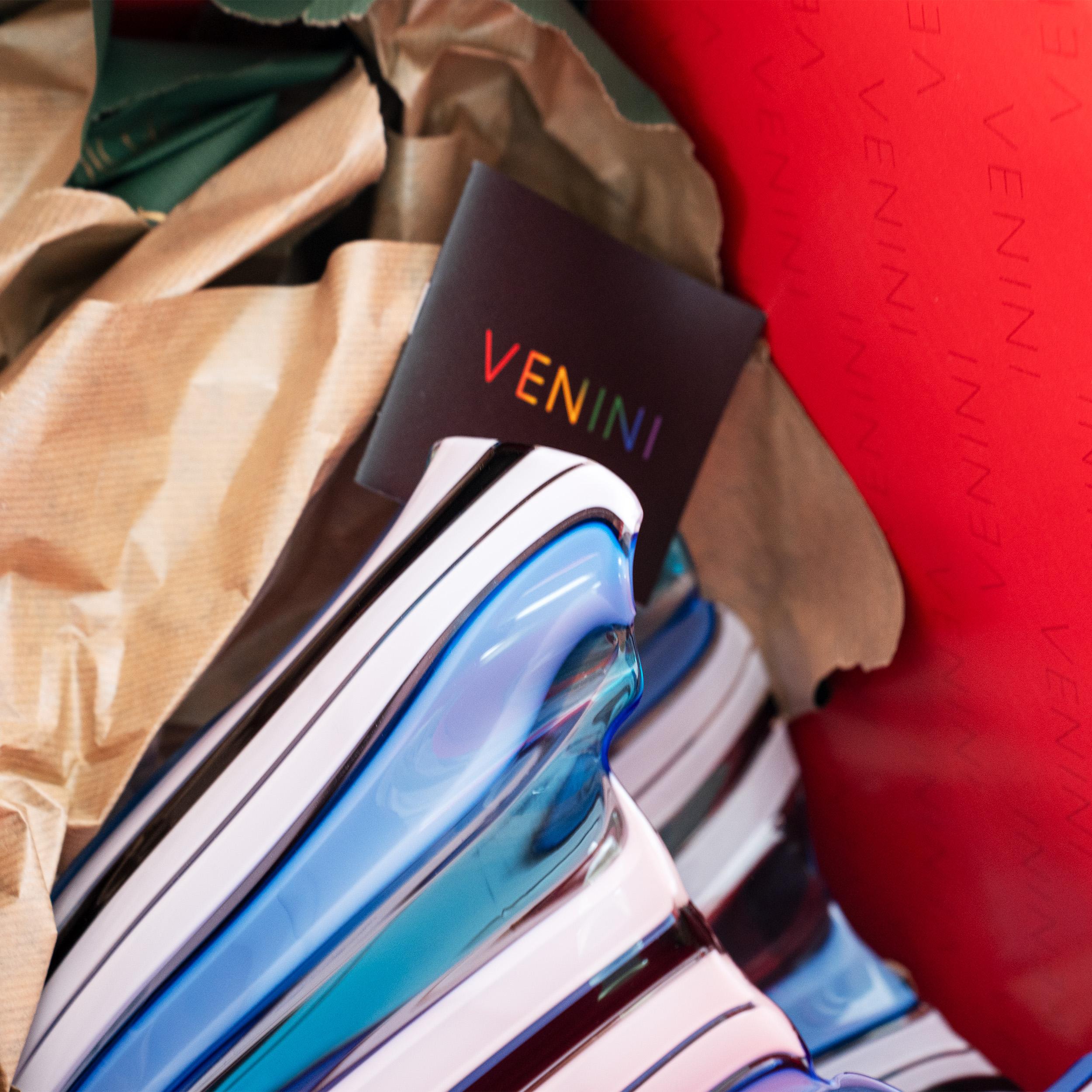 Venini vaso Fazzoletto A Canne in vetro di Murano, firmato 2011, fatto a mano in Italia In condizioni ottime in vendita a Venezia, IT