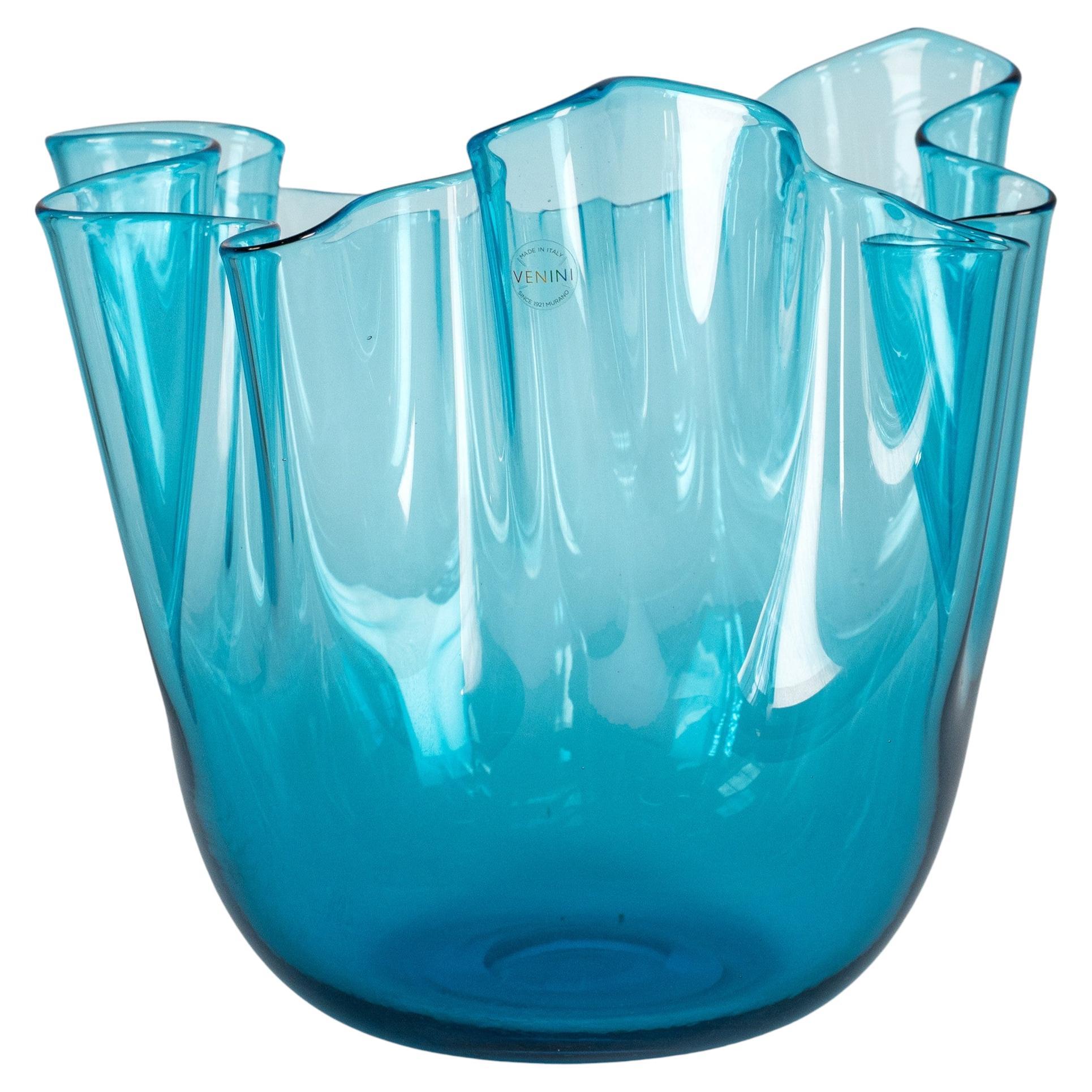 Venini vaso Fazzoletto Acquamarina in vetro di Murano, firmato 1997, fatto a mano in Italia