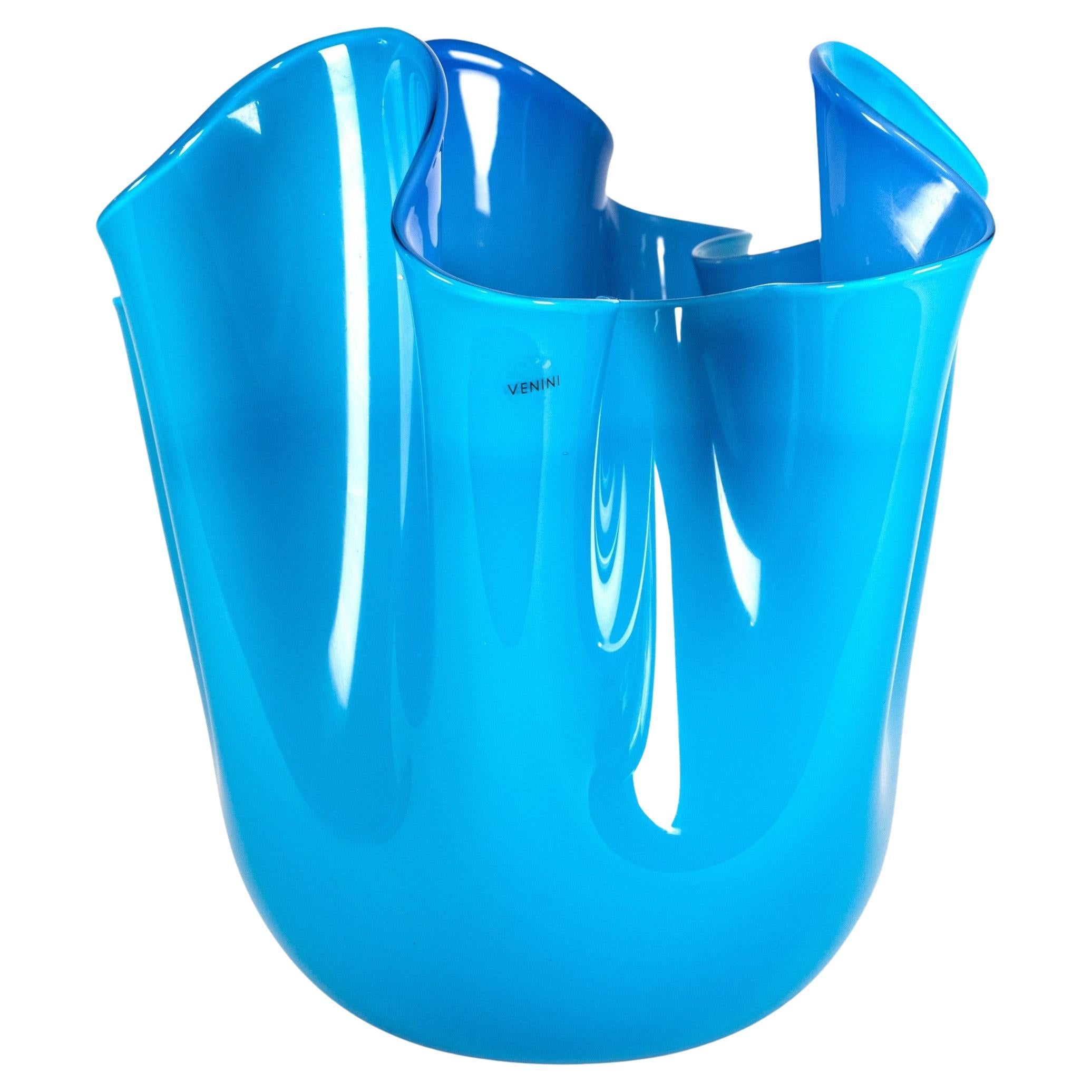 Venini vase Fazzoletto Aquamarine Murano Glass, Signé 2004, fait main en Italie