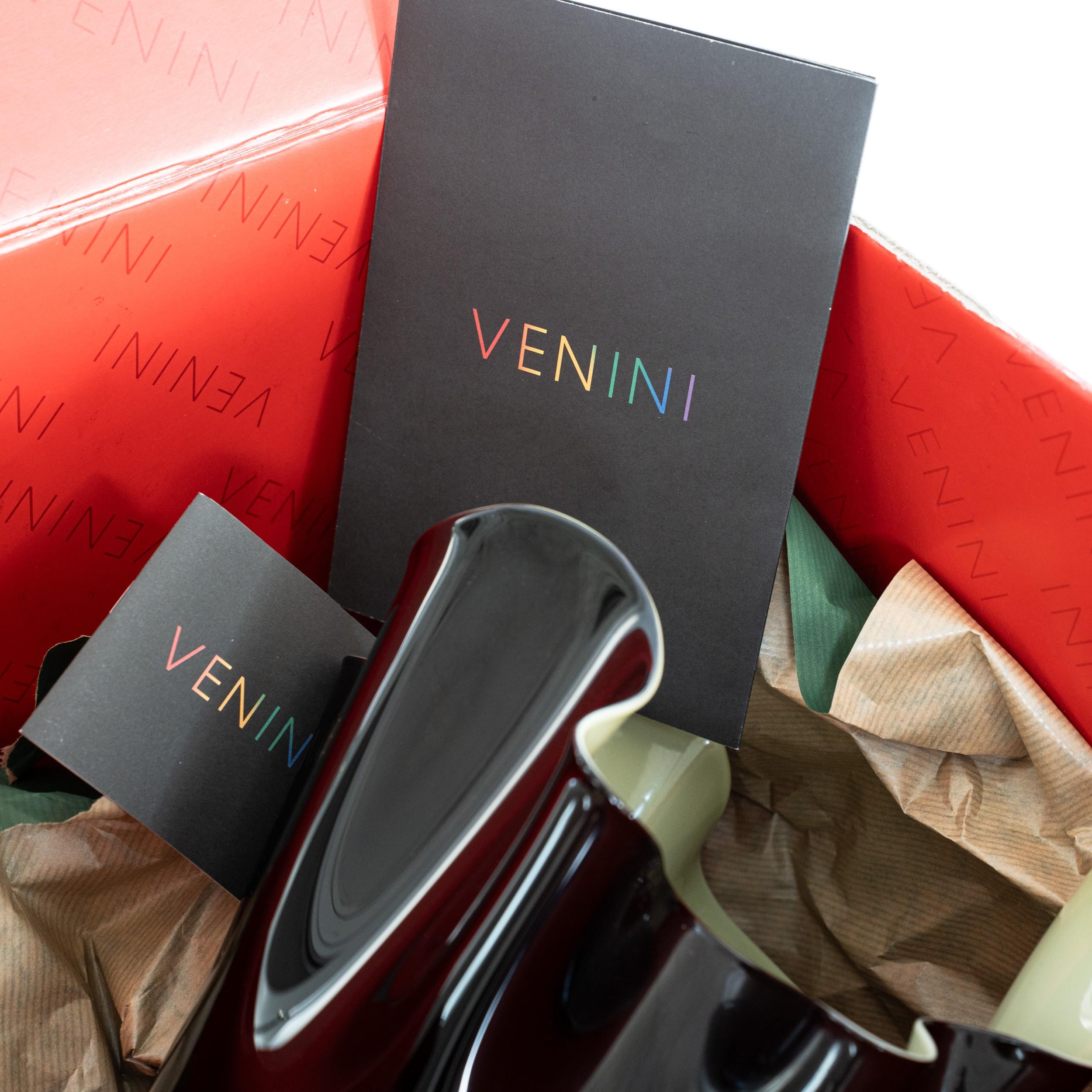 XXI secolo e contemporaneo Venini vaso Fazzoletto Black & Greene Murano, Edizione limitata 58/299, 2016 in vendita