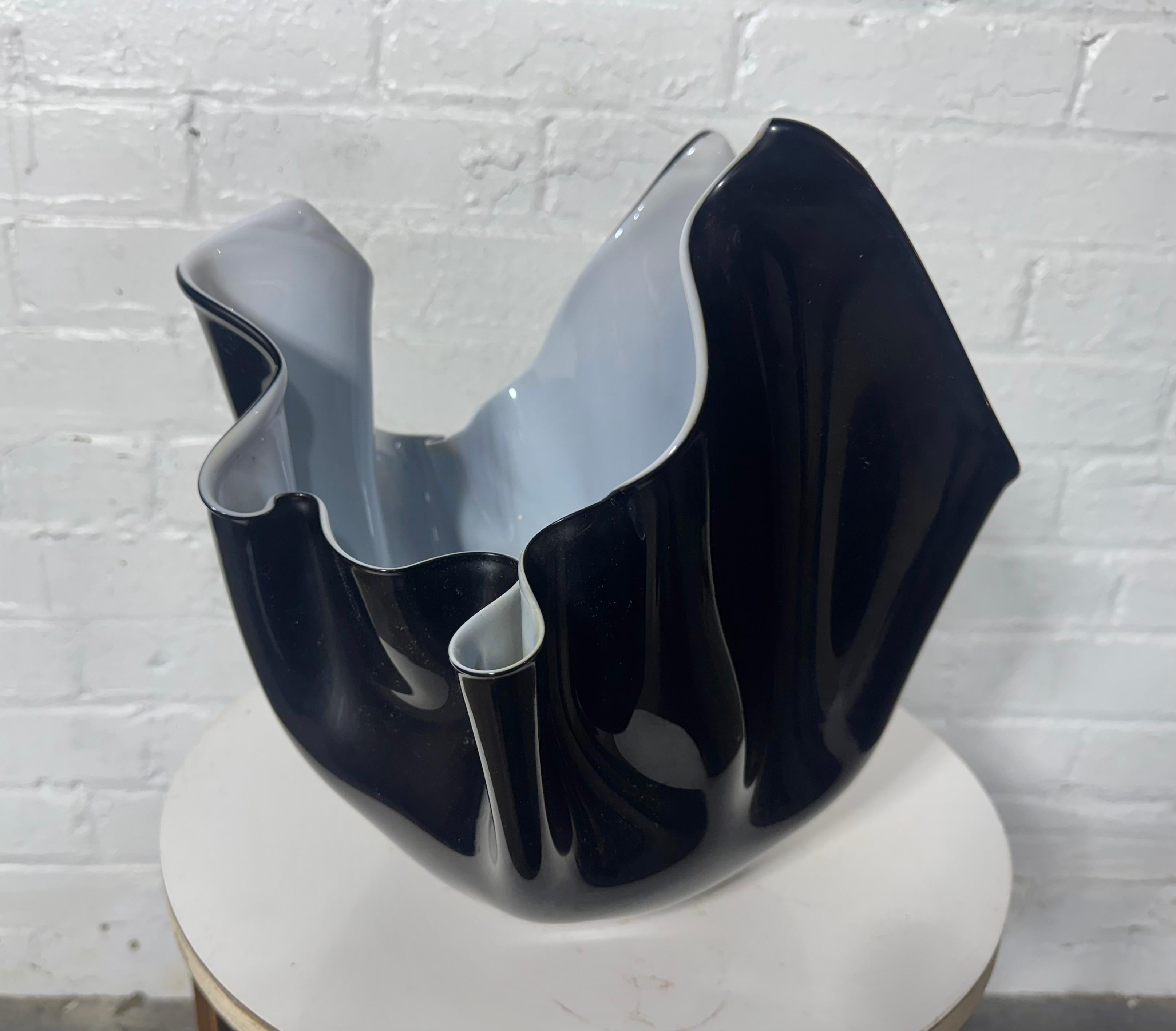 Venini Vaso Fazzoletto di Fulvio Bianconi 1950s In condizioni buone in vendita a Buffalo, NY