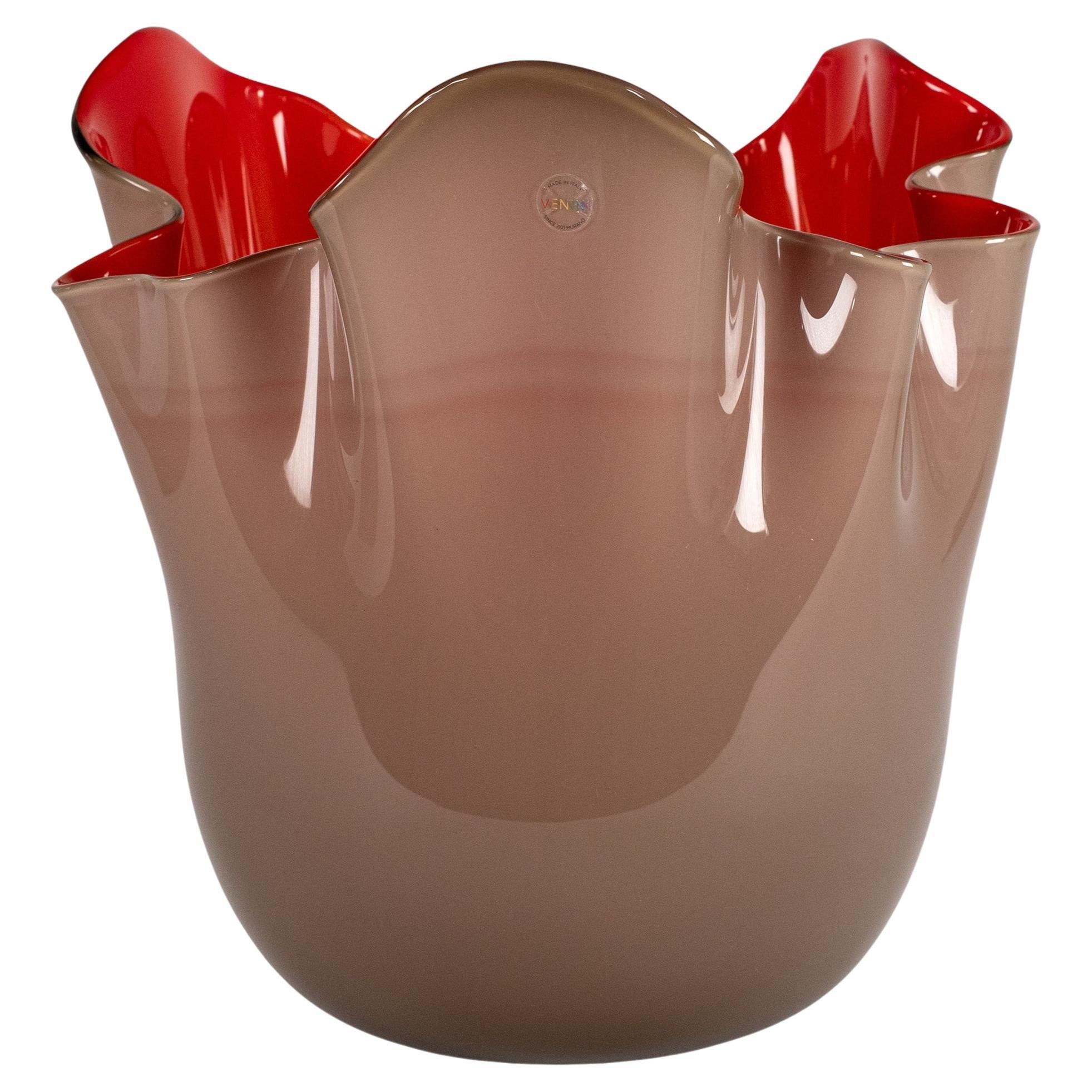 Venini vaso Fazzoletto Taupe Grey-Red in vetro di Murano, Edizione limitata 6/299, 2015 in vendita