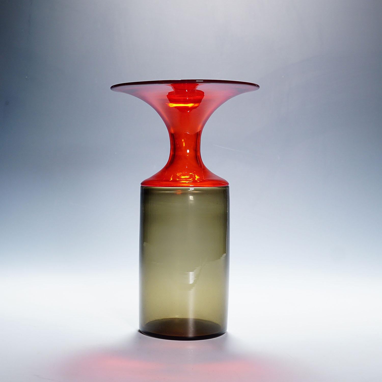 Mid-Century Modern Venini Vase 'Lapponi', Designed by Tapio Wirkkala in 1968 For Sale
