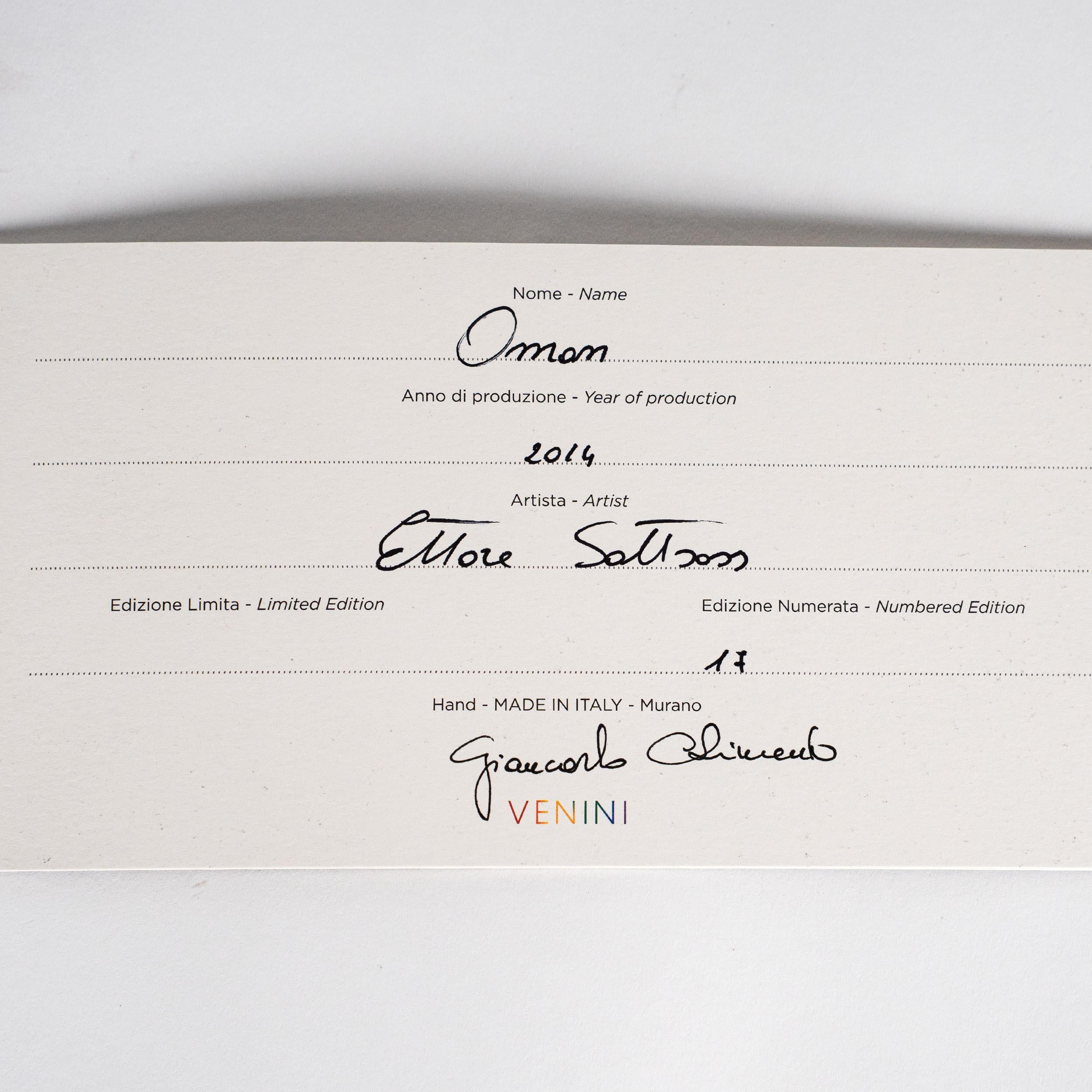 VENINI jarrón Omán de cristal de Murano Edición numerada 17, Firmado 2014 Sottsass en venta 4