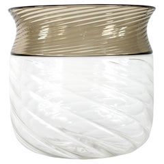 Vase Venini Opulus Verre de Murano clair et fumé, Signé 1990, Fabriqué en Italie