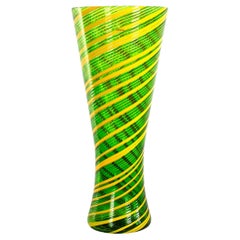 Jarrón VENINI Tornado Verde y Amarillo Cristal de Murano, Firmado 2005, Made in Italy Jarrón VENINI Tornado Verde y Amarillo Cristal de Murano, Firmado 2005, Made in Italy