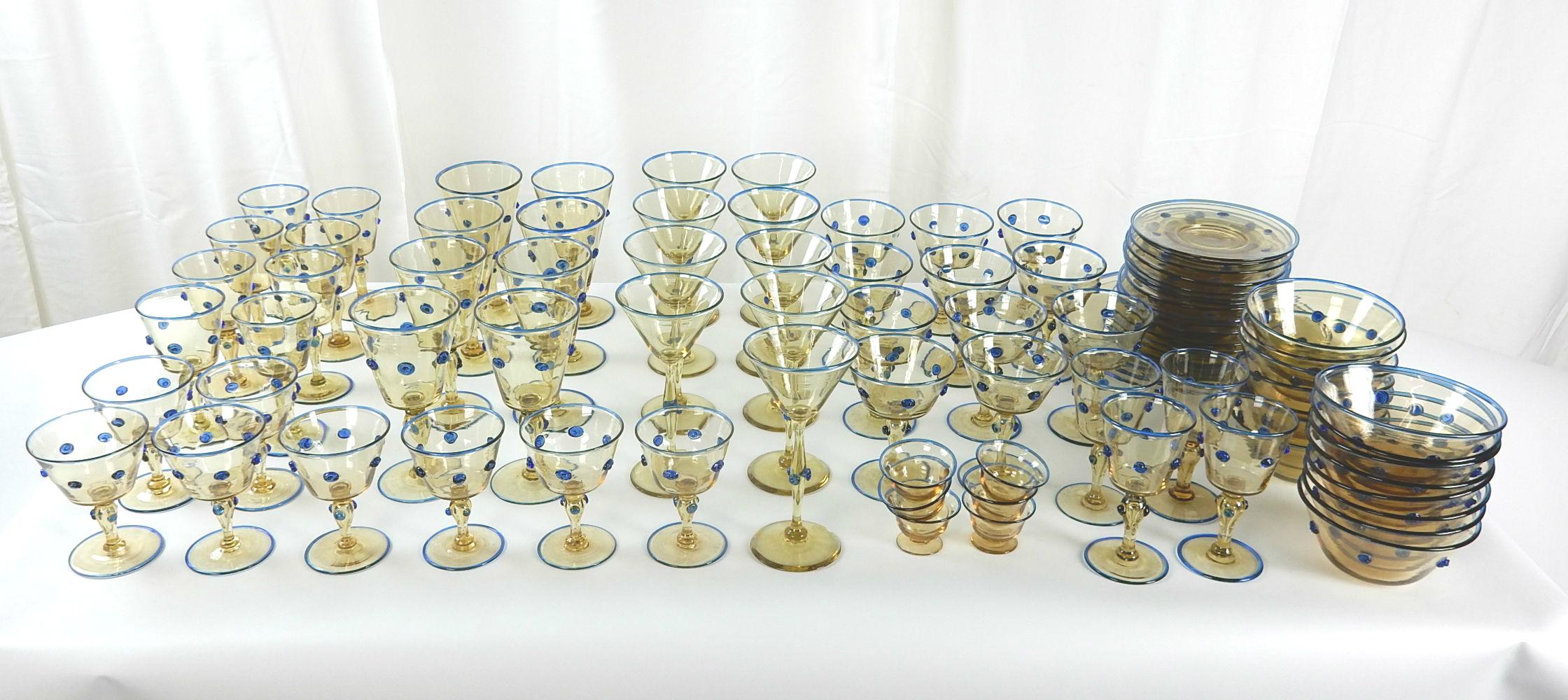 Venini Vittorio Zecchin Art Glass Service Set, Murano, Italy In Good Condition In Las Vegas, NV