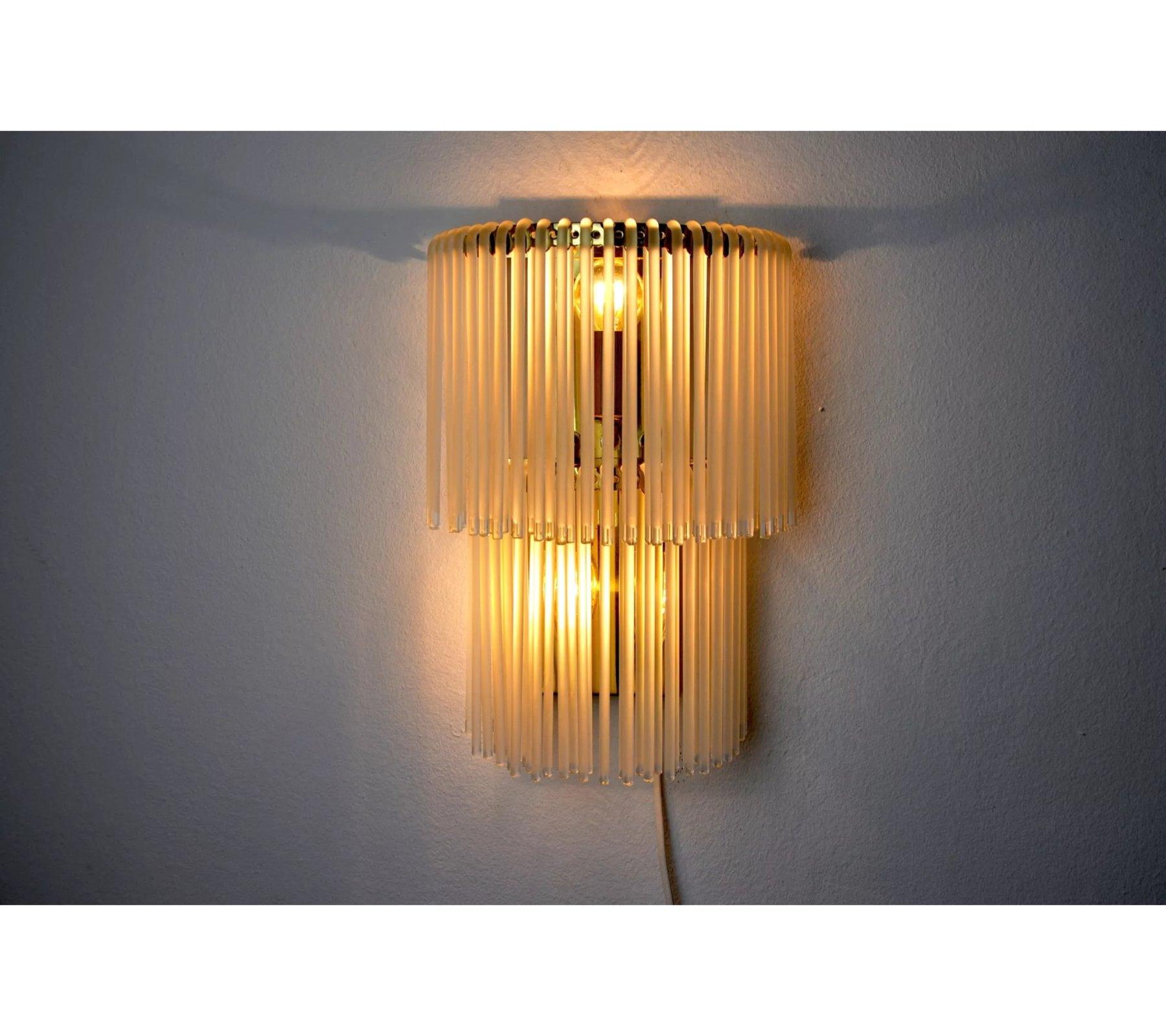 Venini wall lamp, 1970, Italy In Good Condition For Sale In BARCELONA, ES