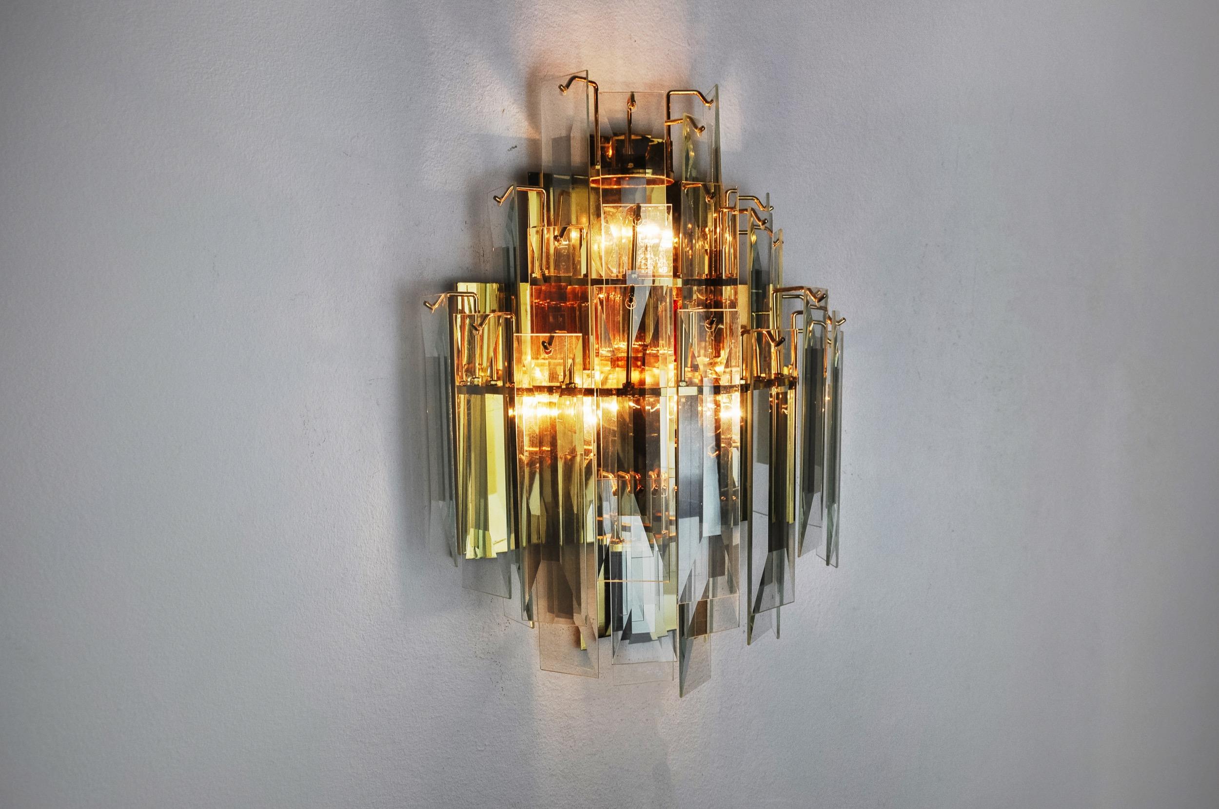 Late 20th Century Venini Wall Lamp, Cascading Beveled Glass, Italy, 1970 For Sale