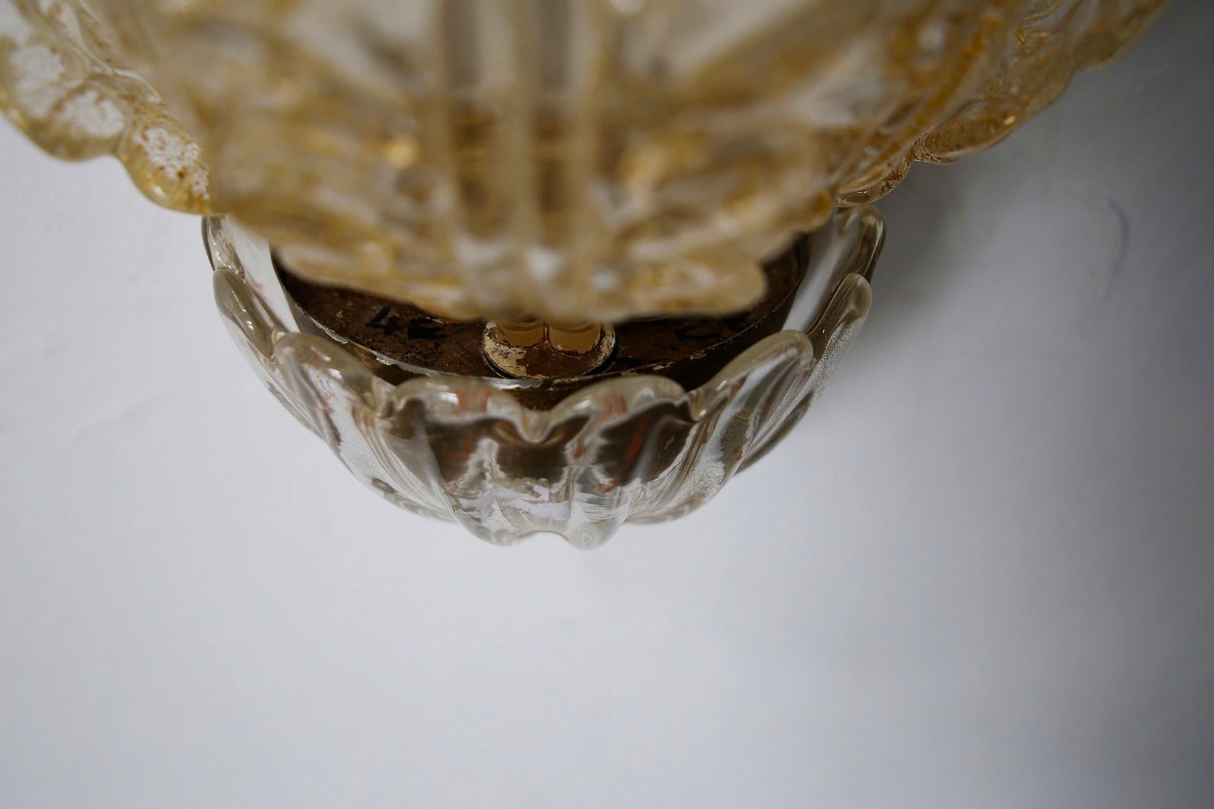 Venini Wandlampe aus Murano Glas Gold und Messing mit drei Blättern, 1930er Jahre im Angebot 2