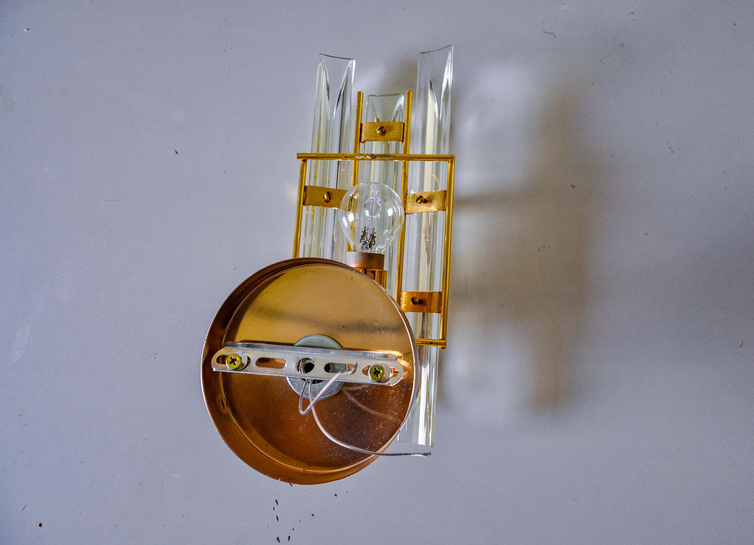 Venini wall lamp, triedri glass, Murano, Italy 1970 For Sale 1
