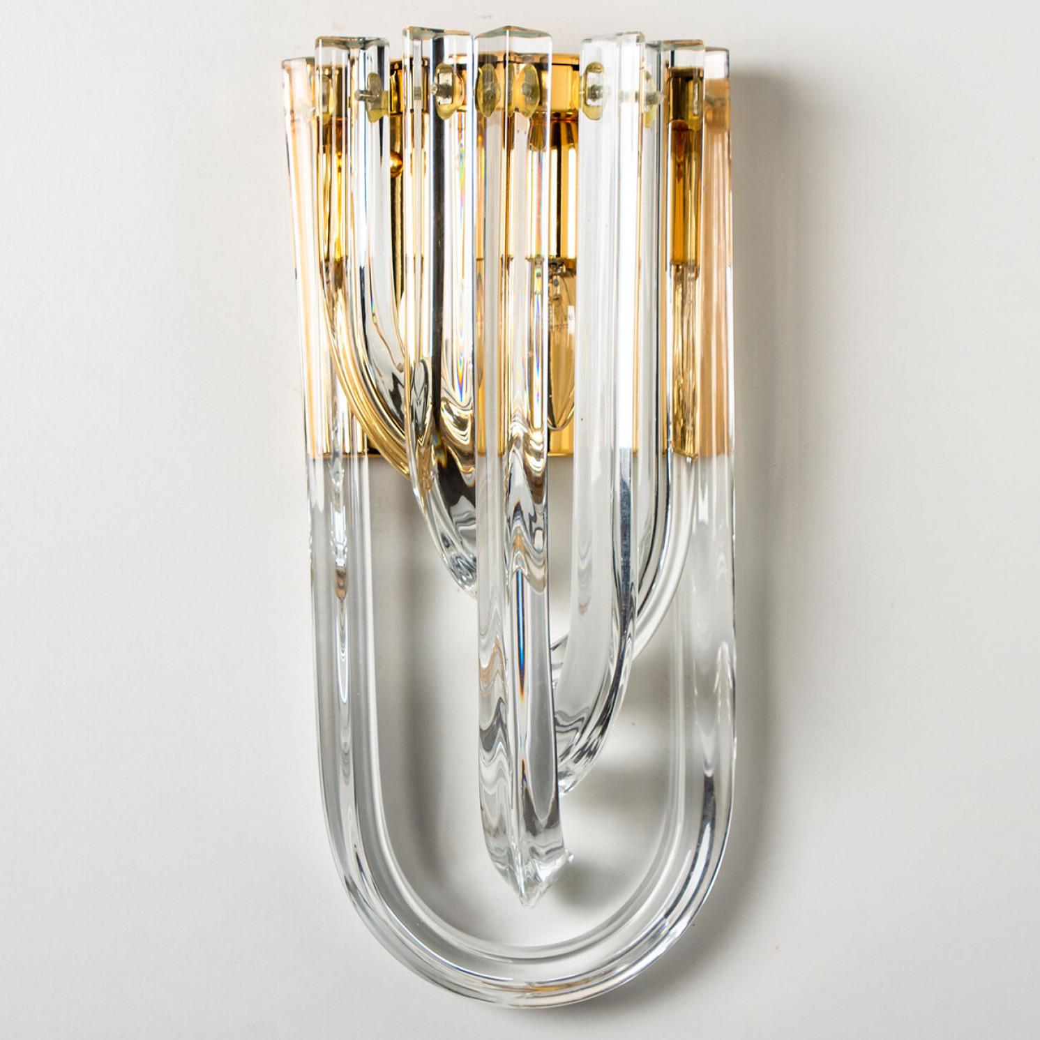 Venini Wall Light, Curved Crystal Glass and Gilt Brass, Italy For Sale 8