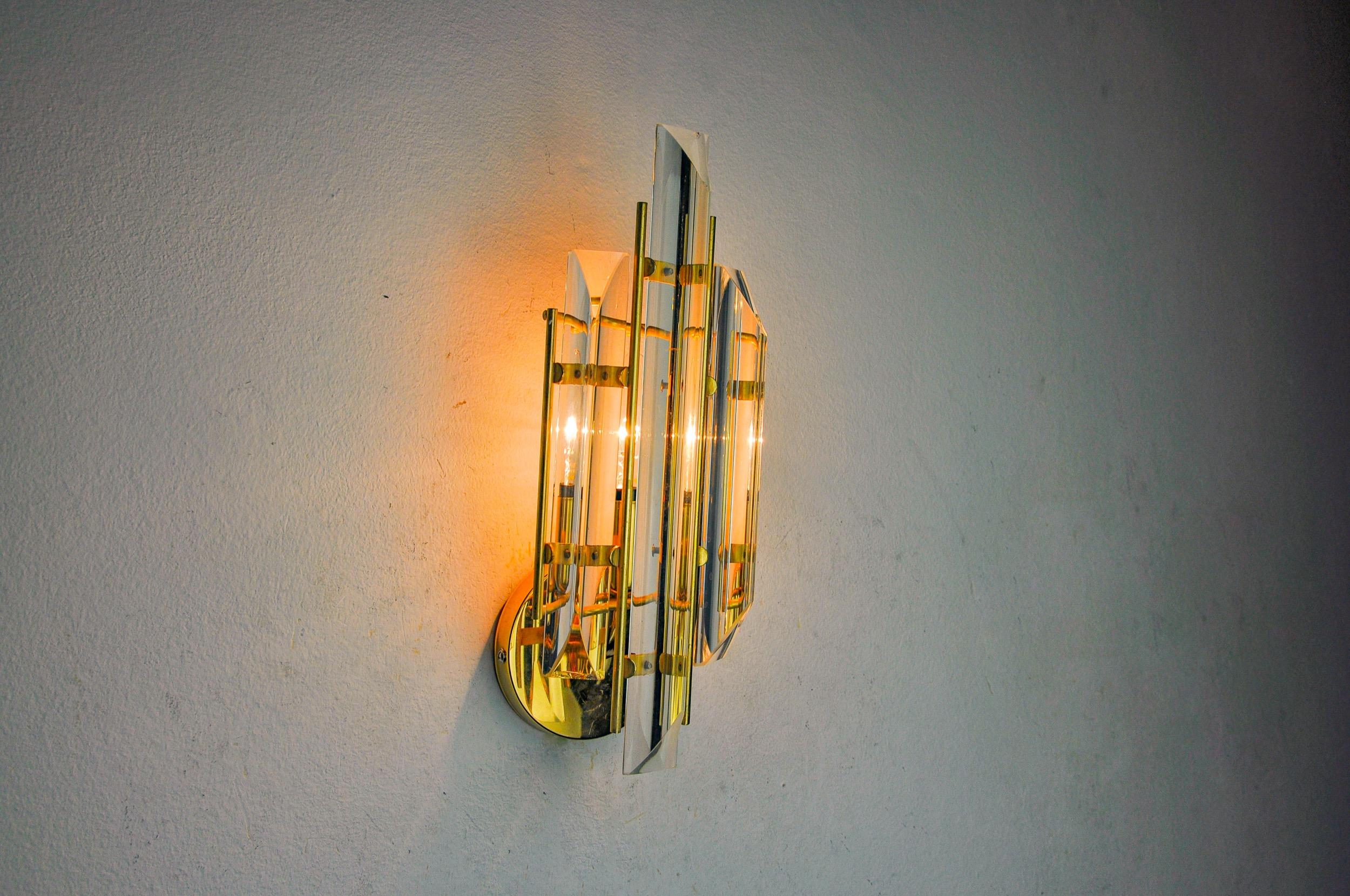 Late 20th Century Venini wall light, triedri glass, murano, italy, 1970 For Sale