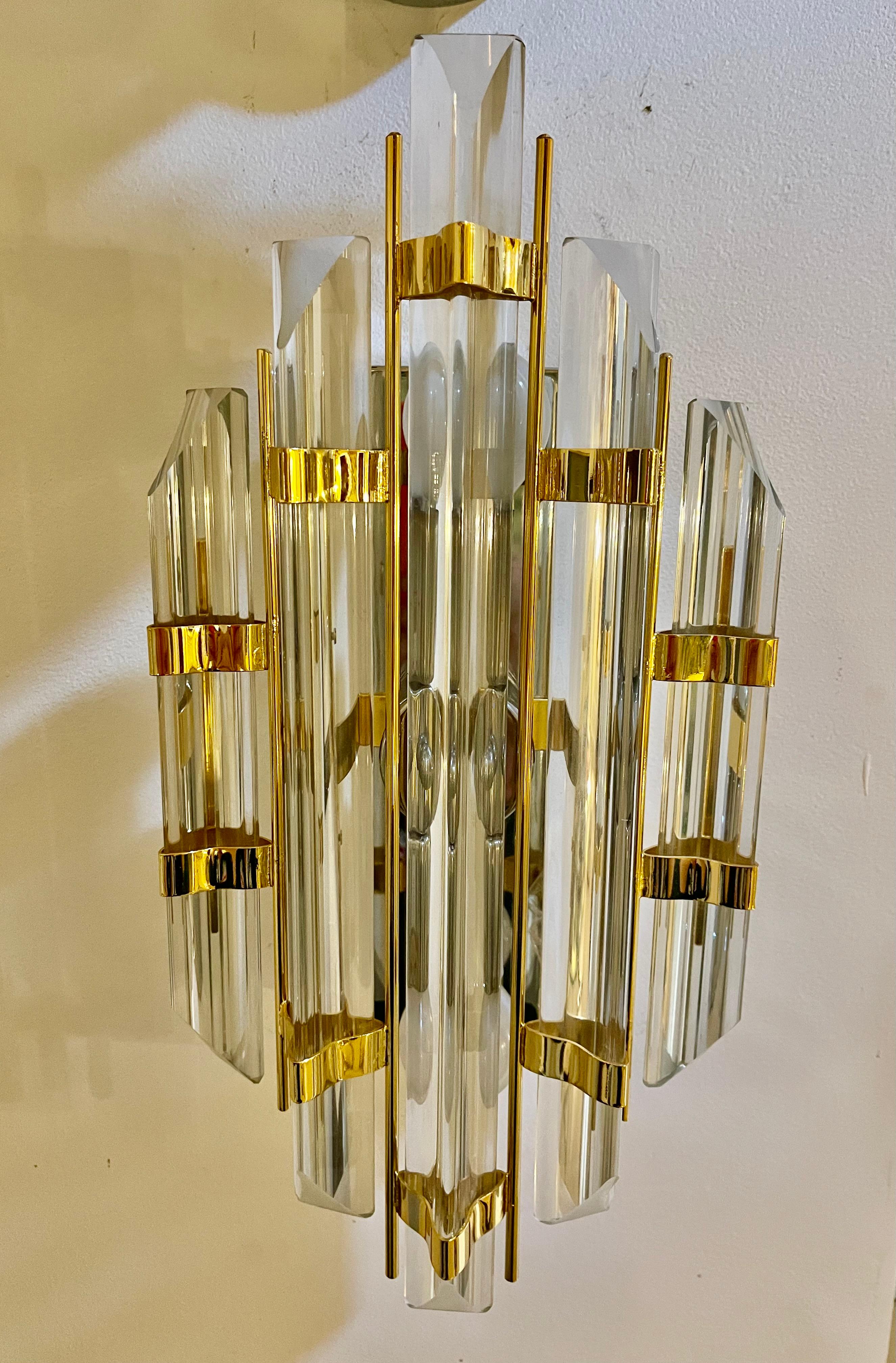 Camer Wall Lighting Pair Glass with Gilt Gold Structure, Italy, 1970 In Good Condition For Sale In DÉNIA, ES