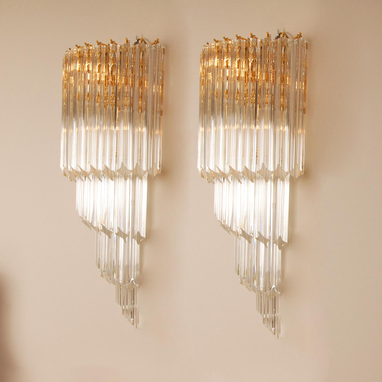 Vintage Venini Spiral Wall Sconces 1960s Italian Murano Glass Wall Lamps  a pair In Good Condition In Wommelgem, VAN