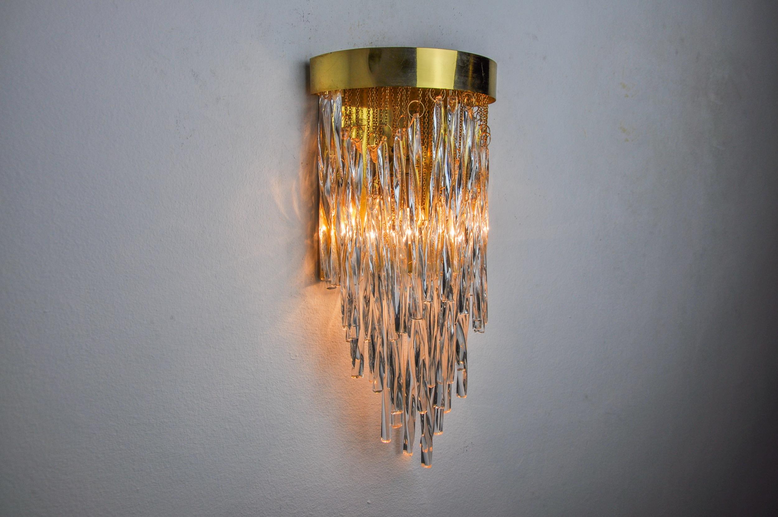 Late 20th Century Venini waterfall wall lamp, Murano glass stems, Italy 1970 For Sale