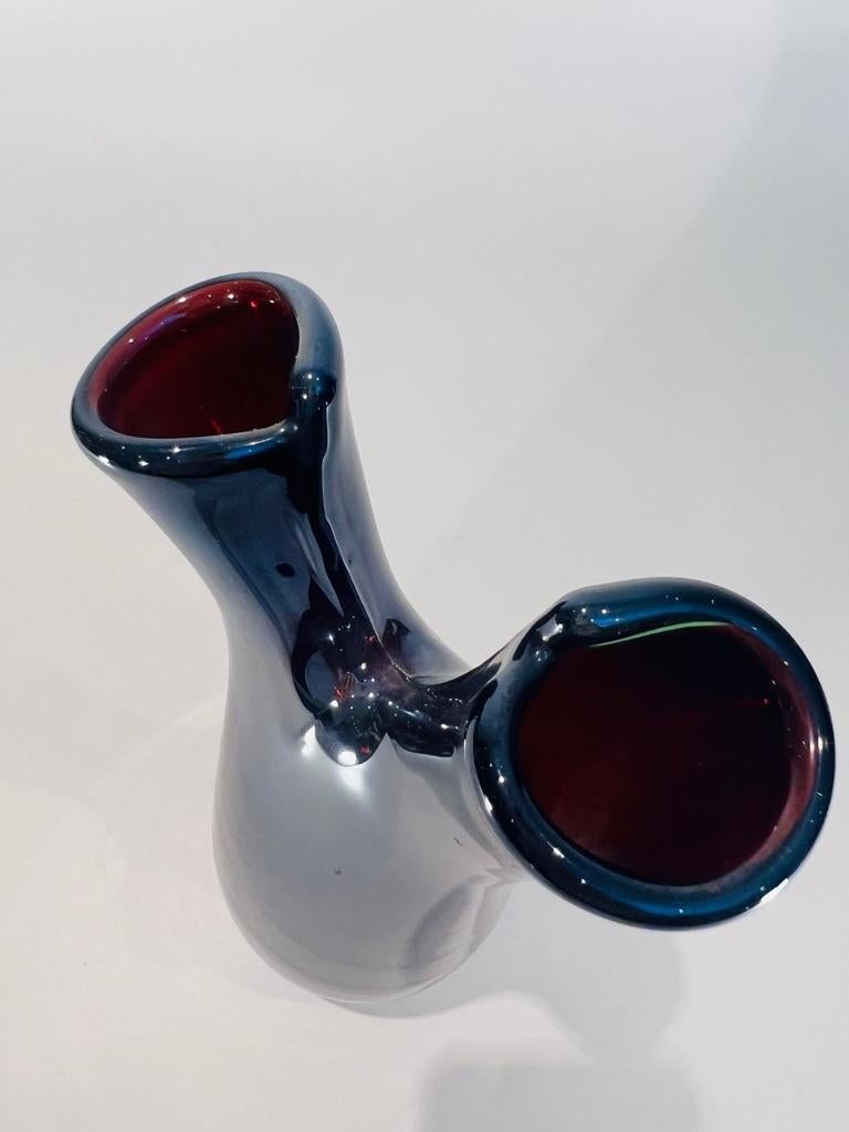 Autre Venini&C by Tyra Lungren Vase en verre de Murano irisé noir circa 1960 en vente
