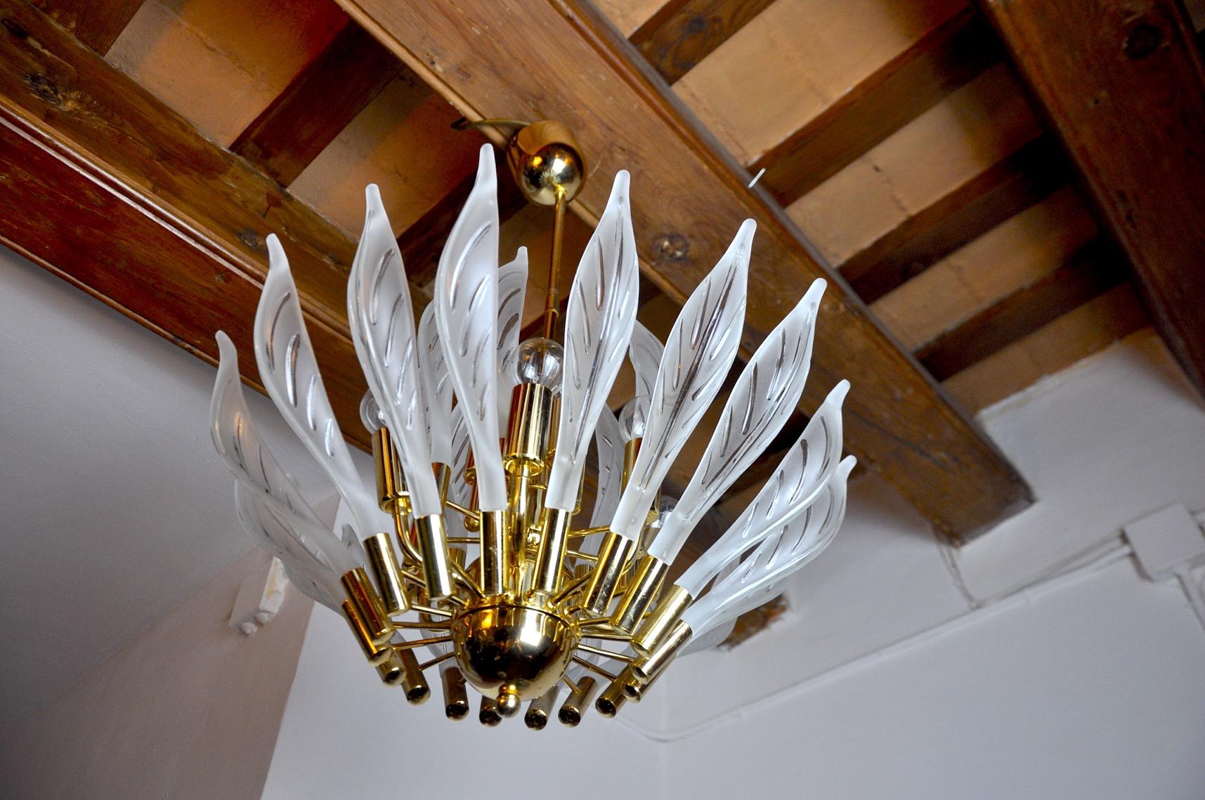 Hollywood Regency Venini's Floral Chandelier, Murano Glass Leaves, Italy, 1970 For Sale