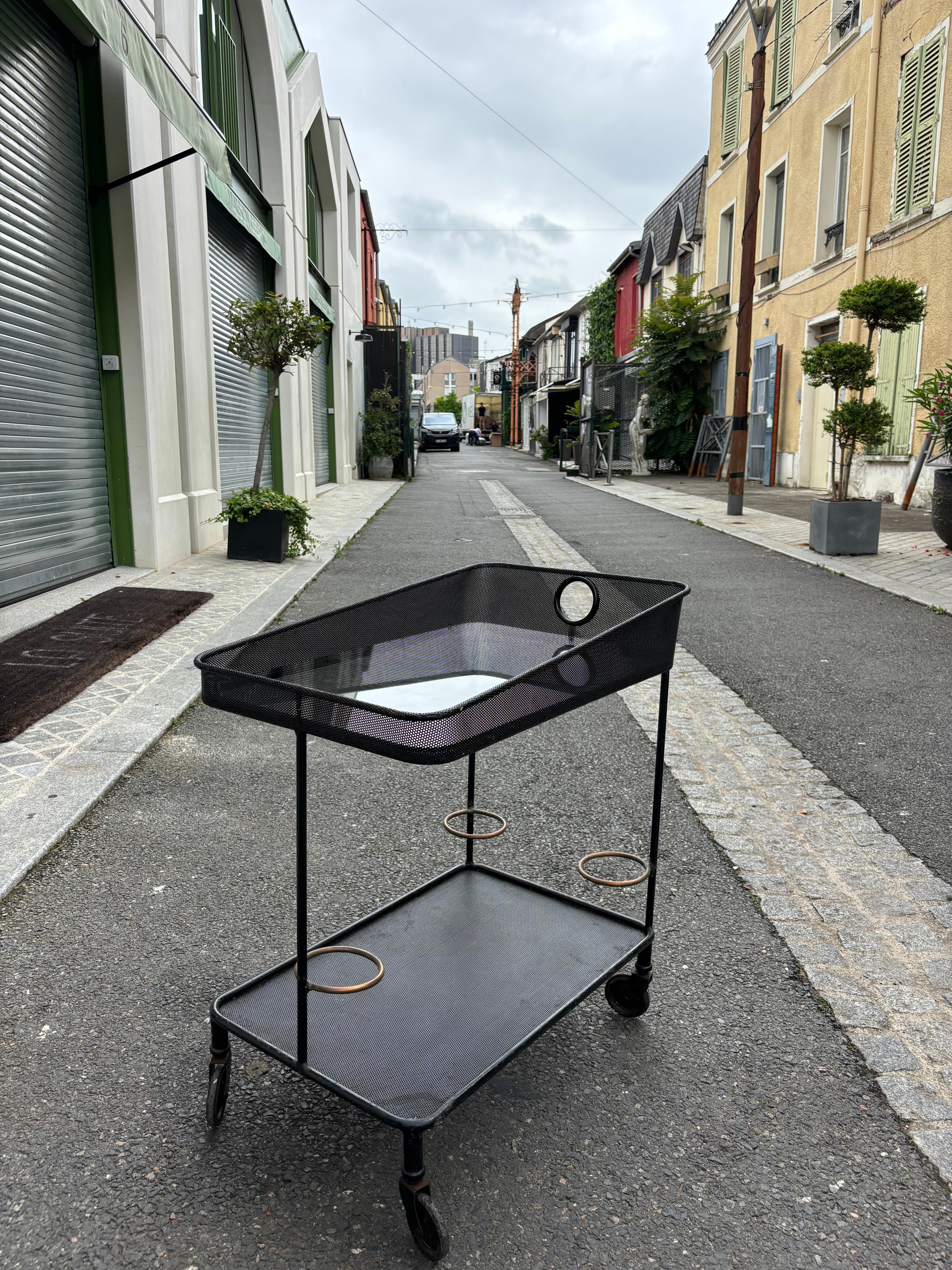 Venise serving table by Mathieu Matégot For Sale 12