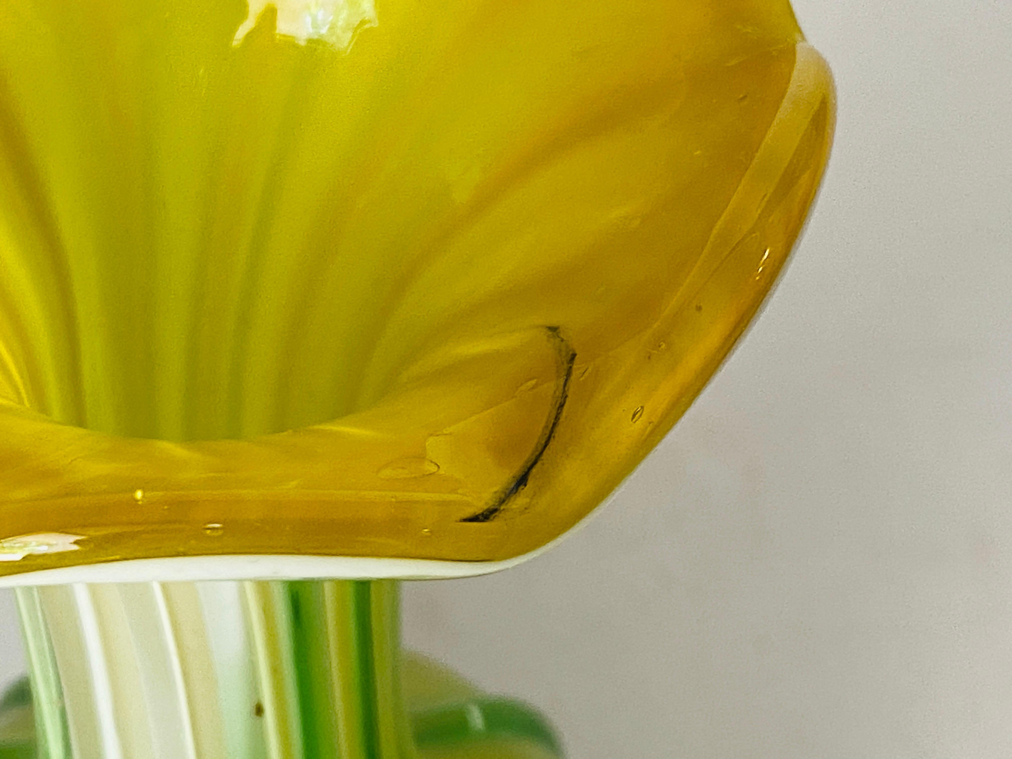 Venitian-Vase im Venini-Stil, 1970, grün und gelb, Venini-Stil (Glaskunst) im Angebot