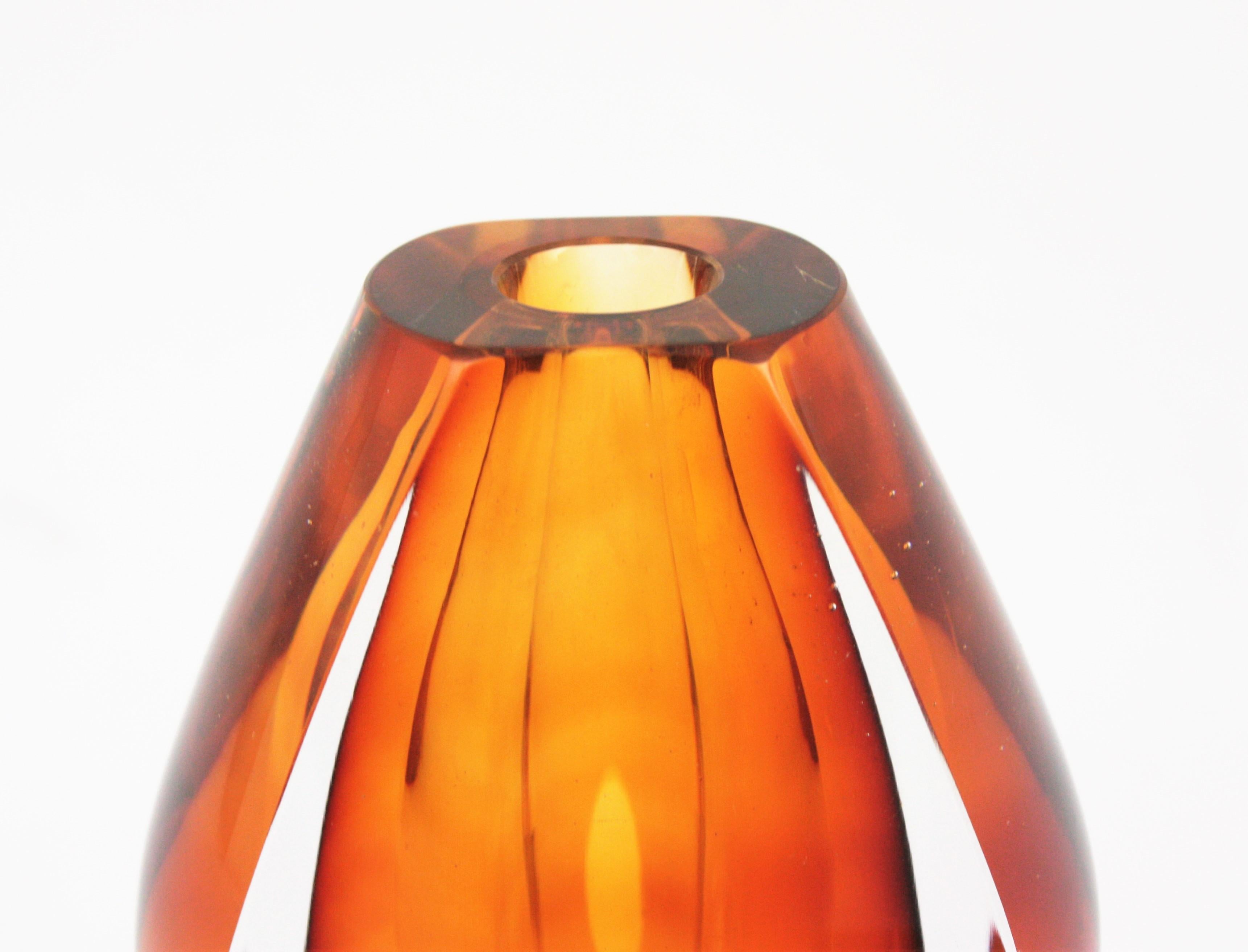 'Ventana' Orange Glass Vase by Mona Morales-Schildt for Kosta For Sale 3