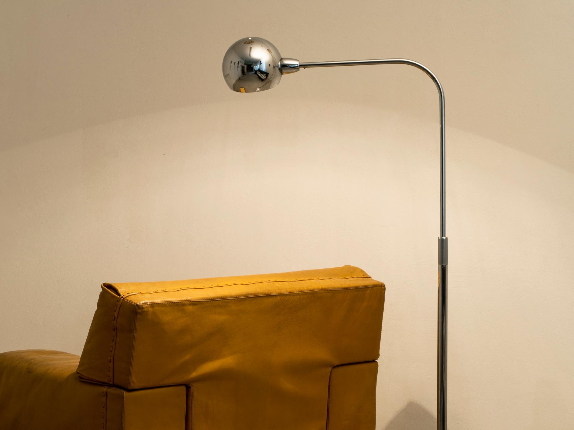 Plated “Venticinque Senior” adjustable floor lamp for Candle Sergio Asti for Candle  For Sale