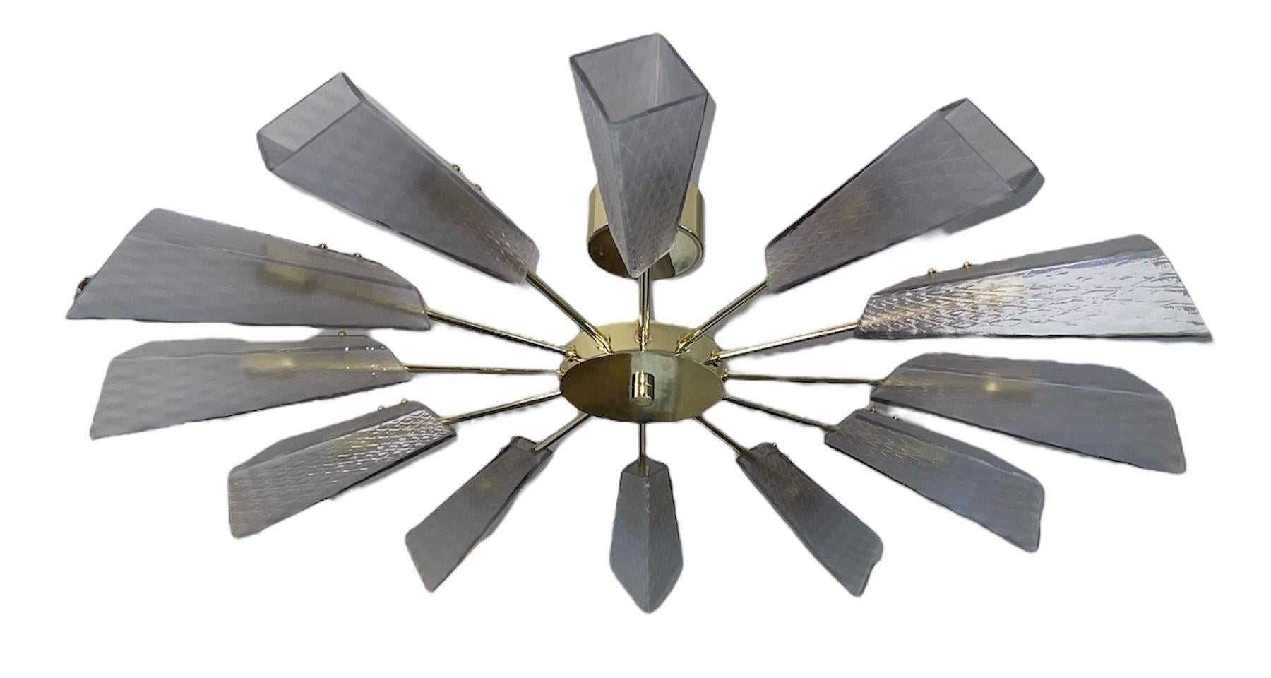 Lustre de style Ventilatore avec carreaux de verre de Murano, Italie, années 1980. Excellent état - En vente à Los Angeles, CA