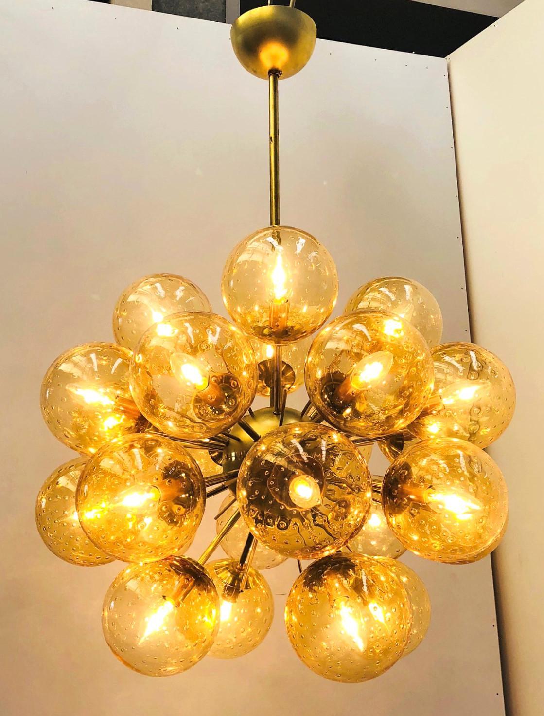 Italiano Lampadario Ventiquattro Sputnik di Fabio Ltd in vendita