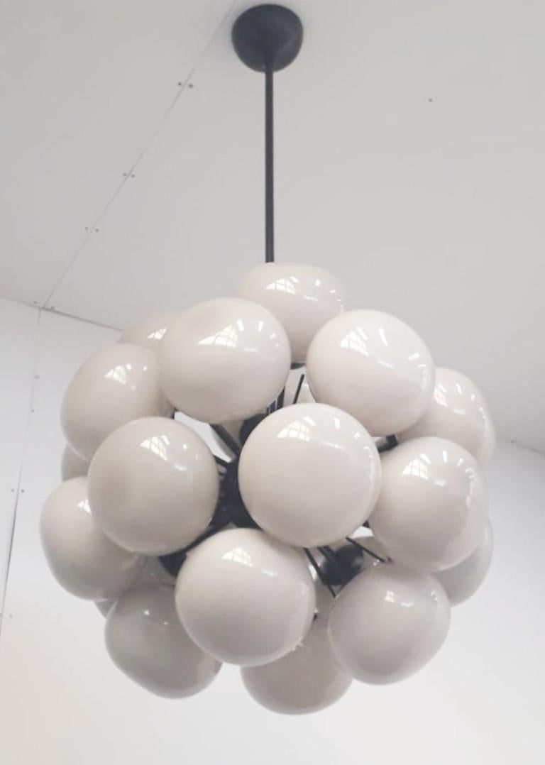 Italiano Lampadario Ventiquattro Sputnik di Fabio Ltd in vendita