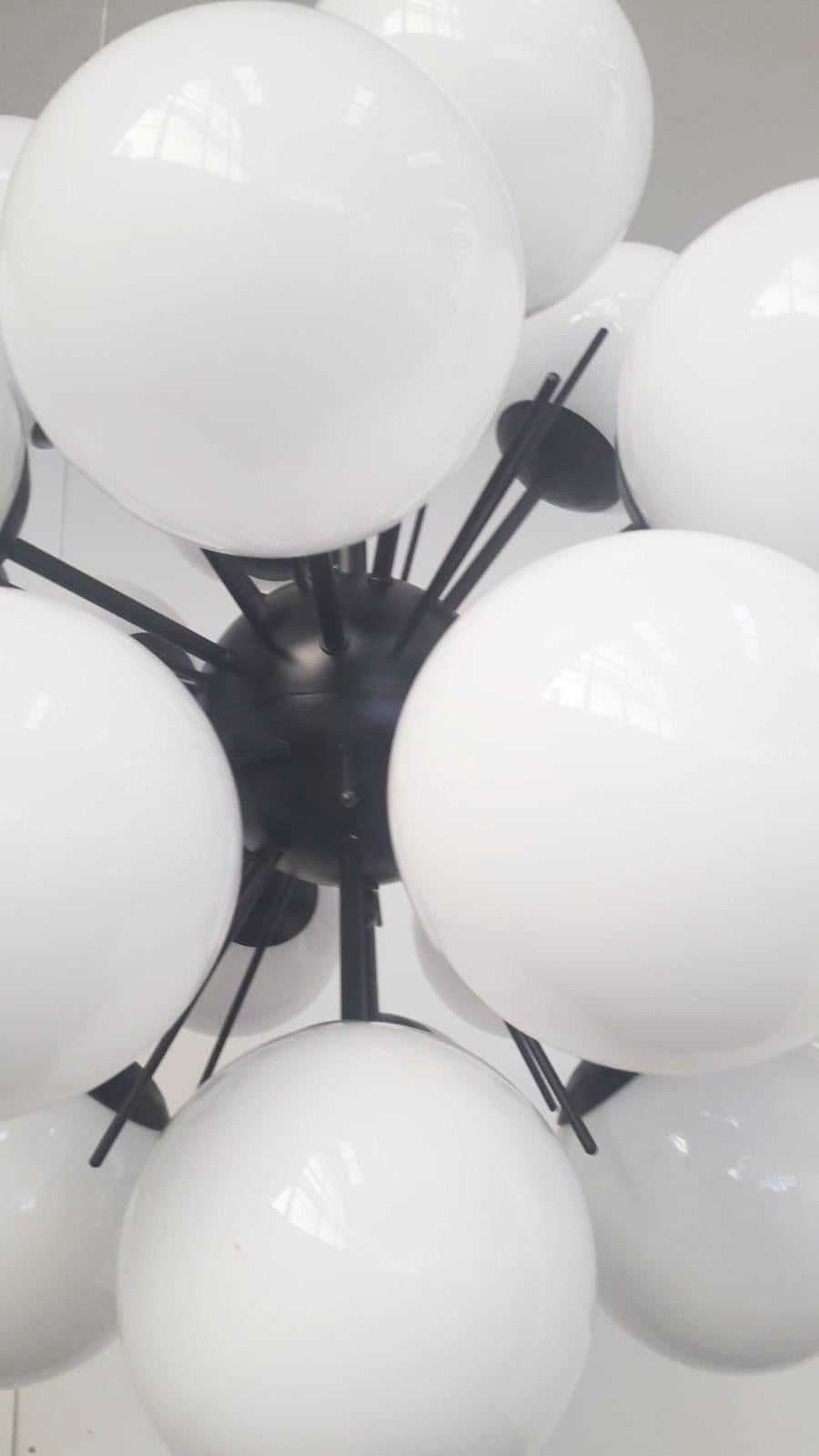 Verniciatura a polvere Lampadario Ventiquattro Sputnik di Fabio Ltd in vendita