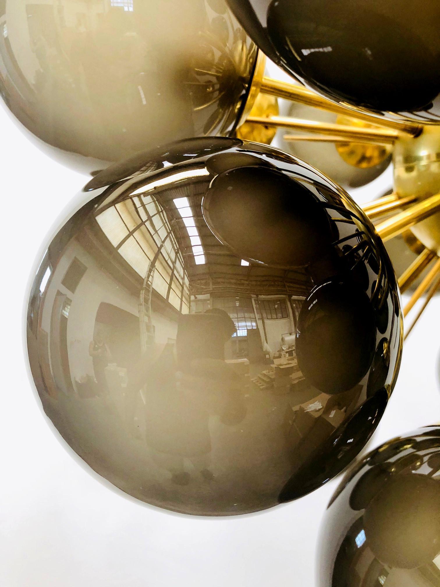 Vetro soffiato Lampadario Ventiquattro Sputnik di Fabio Ltd in vendita