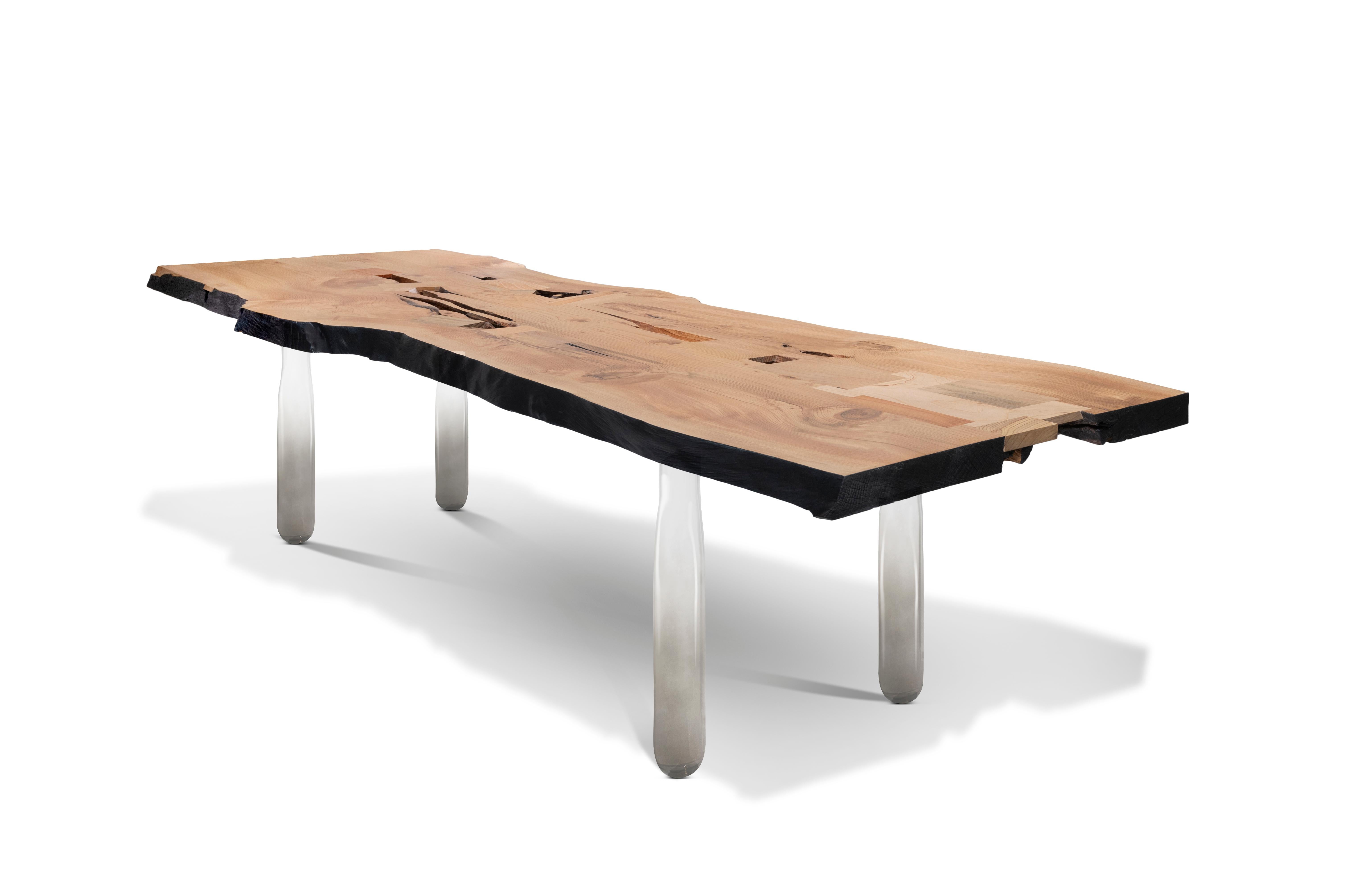 Vento-Tisch aus Zedernholz und mundgeblasenem Glas von Studio F im Zustand „Neu“ im Angebot in Torino, IT