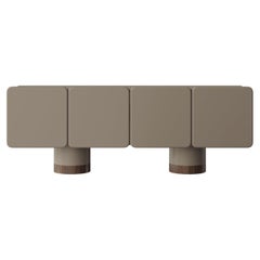Venus, 4 Rounded Doors Sideboard on Two Cylinder Legs in Lacquer by Ultramobili