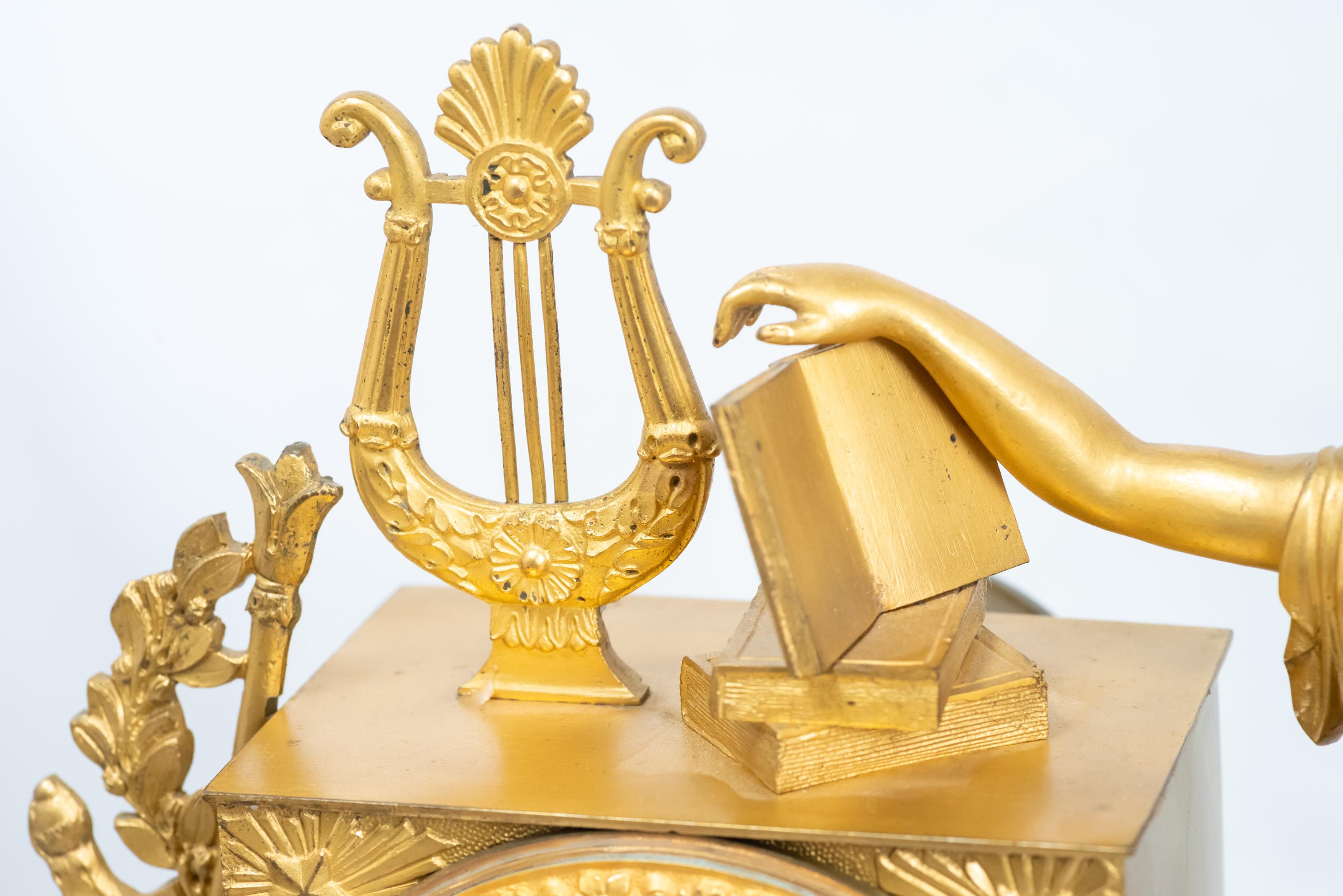 Feuervergoldete Manteluhr aus der Restaurationszeit mit Venus- und Amor-Figuren im Angebot 5